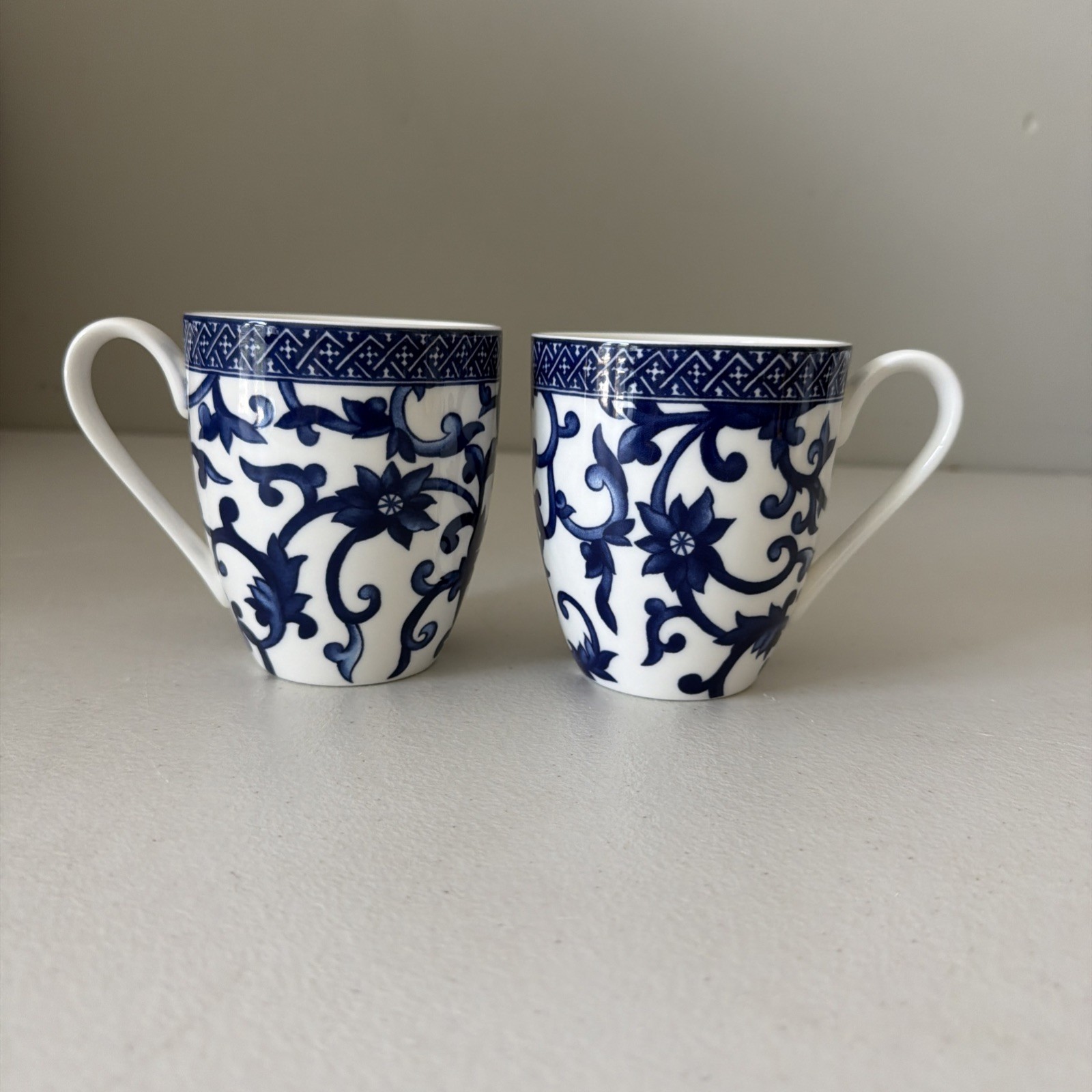 Lauren Ralph Lauren Mandarin Blue Porcelain 12oz Coffee Mug SET OF 2