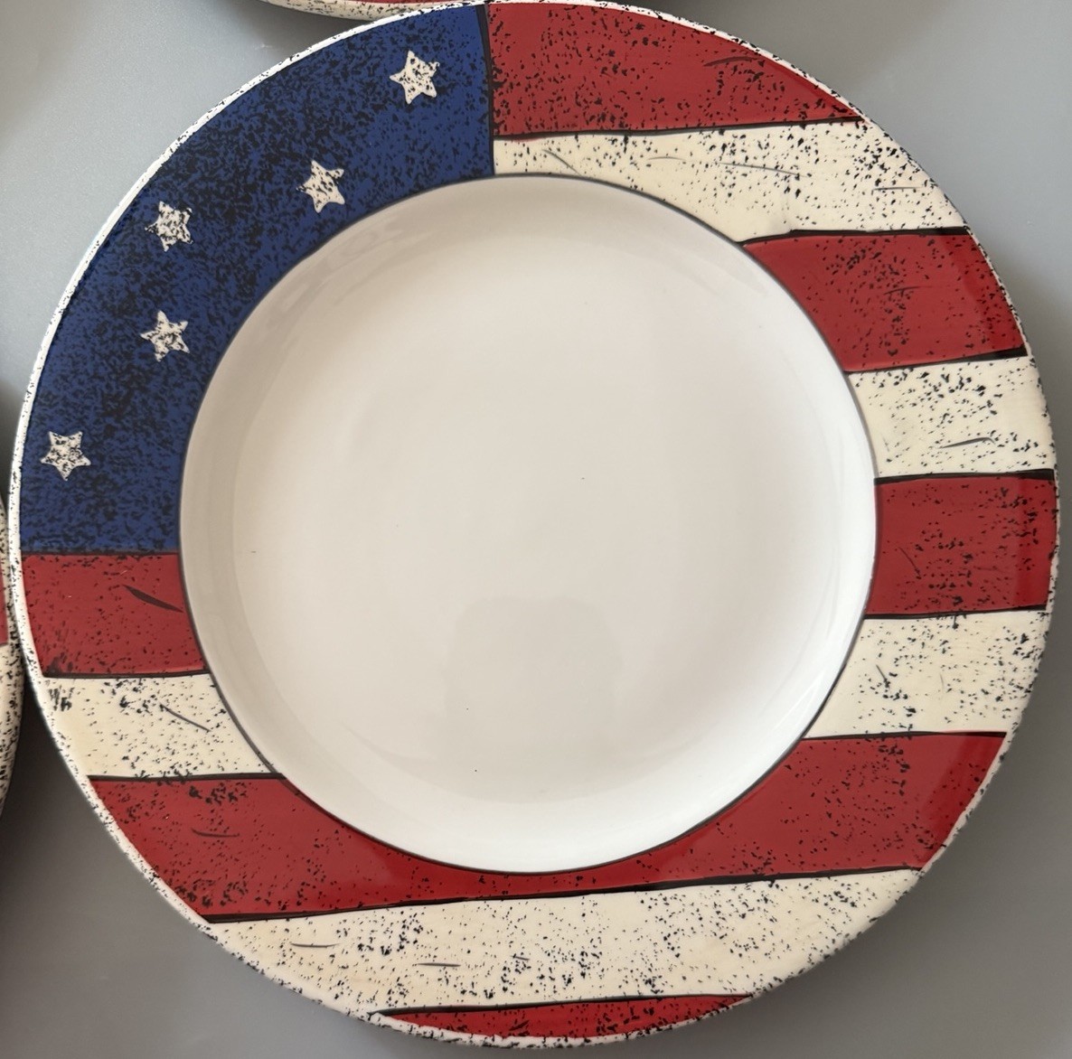 set of 4 Colonial Dinner Plates 10.5″ Sakura Warren Kimble Stoneware 1997
