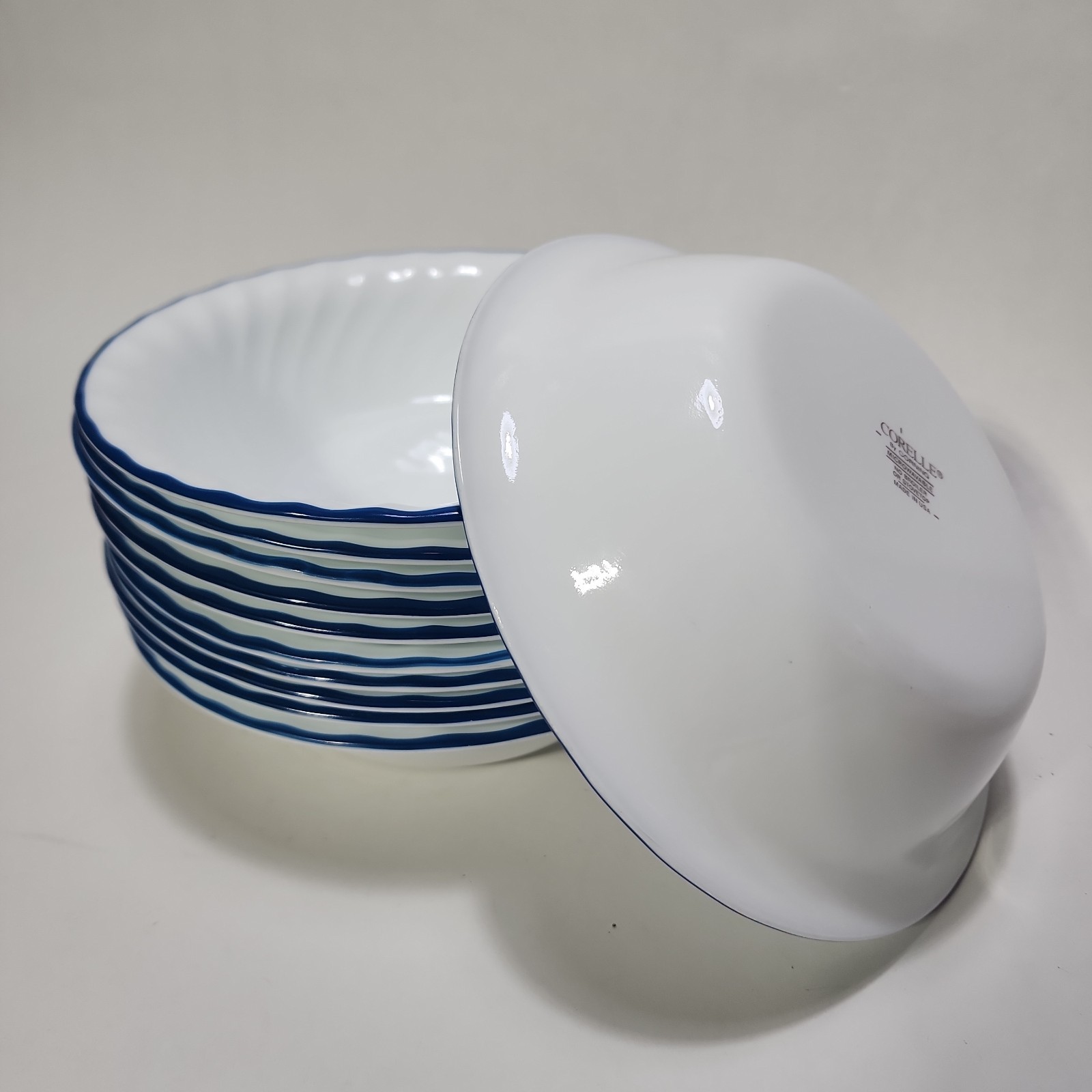 Set Of 11 – Corelle Blue Velvet Rose 7 1/4 Inch Swirl Edge Cereal Soup Bowls