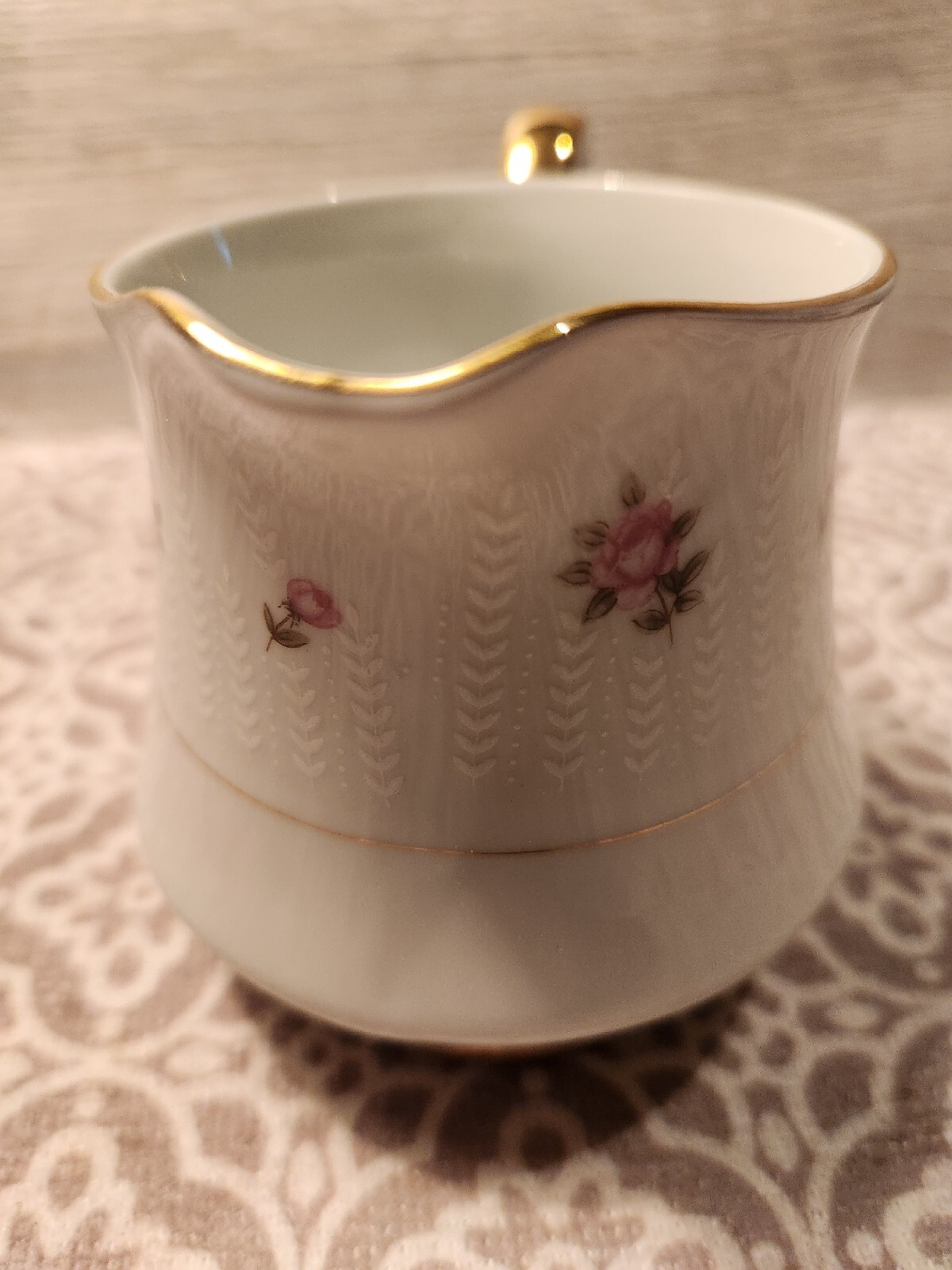 Fashion Manor Fine China PINK BLOSSOM creamer with Gold Accents