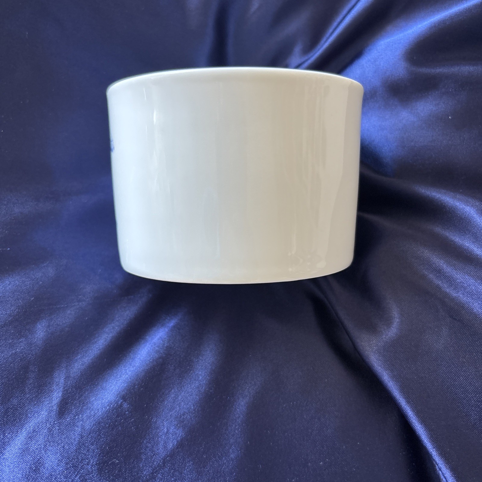 VTG Lovegrove & Repucci New York Delft Flat Cup Blue Graffiti White Porcelain 03