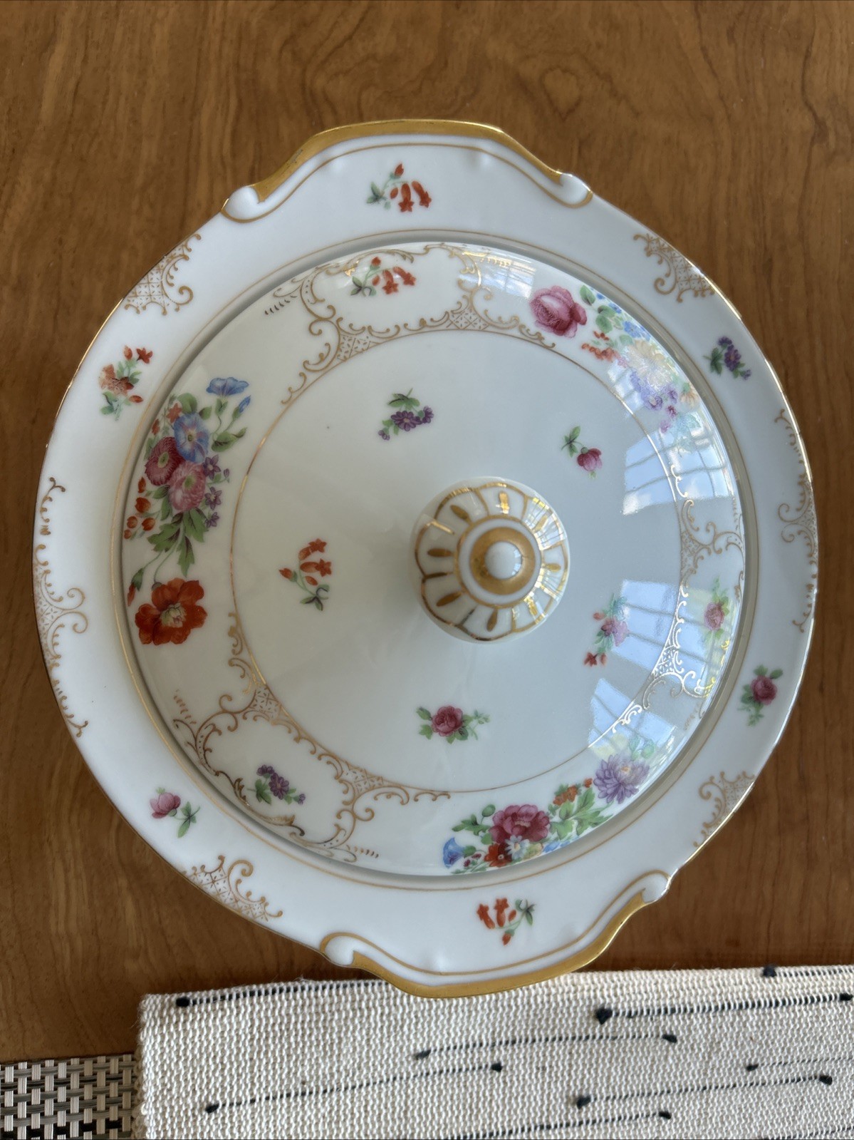 Vintage Made In Occupied Japan Serving Bowl And Lid Floral SGK China