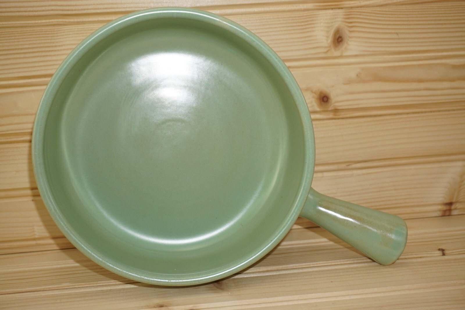 La Solana Green Handled Covered Casserole, 7 1/2″ Box #3 (B20)