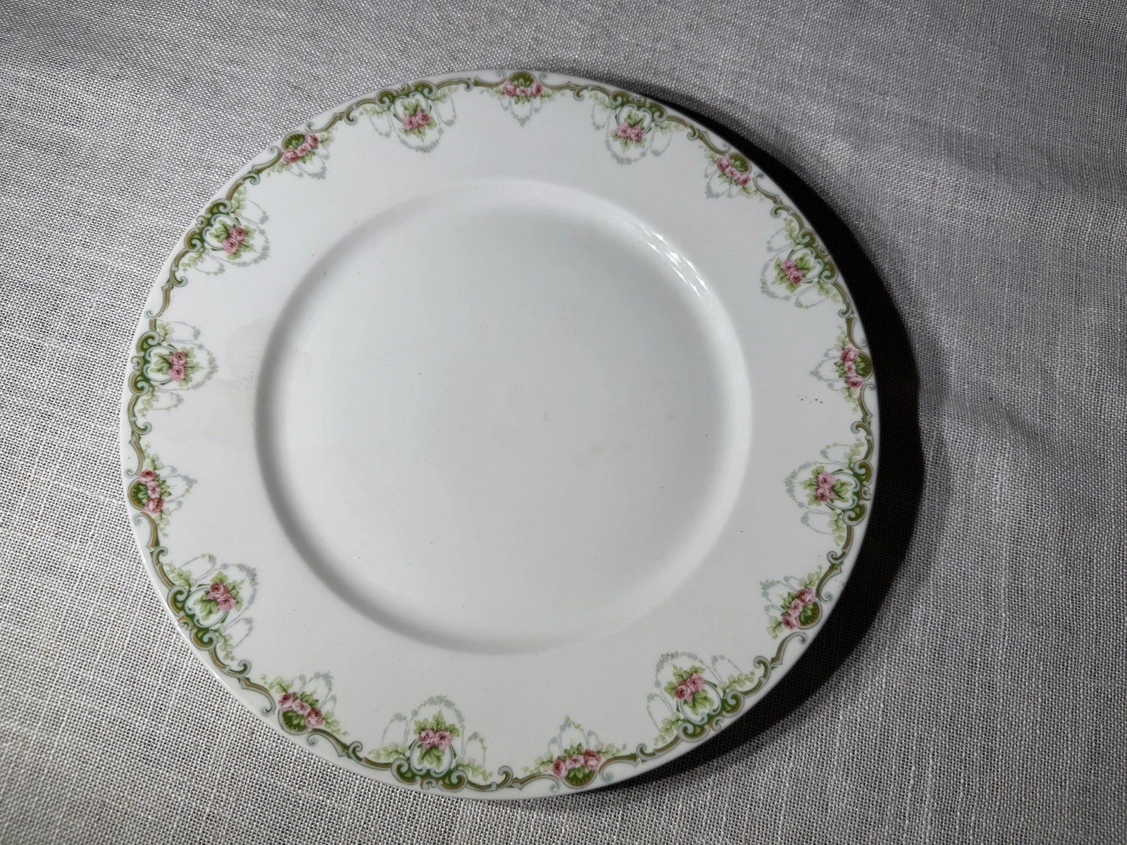 Antique Wm Guerin Limoges France Dinner Plate 9.75” Pink Roses Scroll GUE395