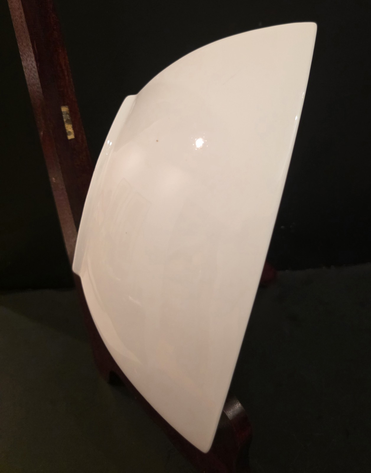 Red Vanilla Vanilla Fare Triangle Stoneware Bowl Medium 32 Oz Model FK000- 220