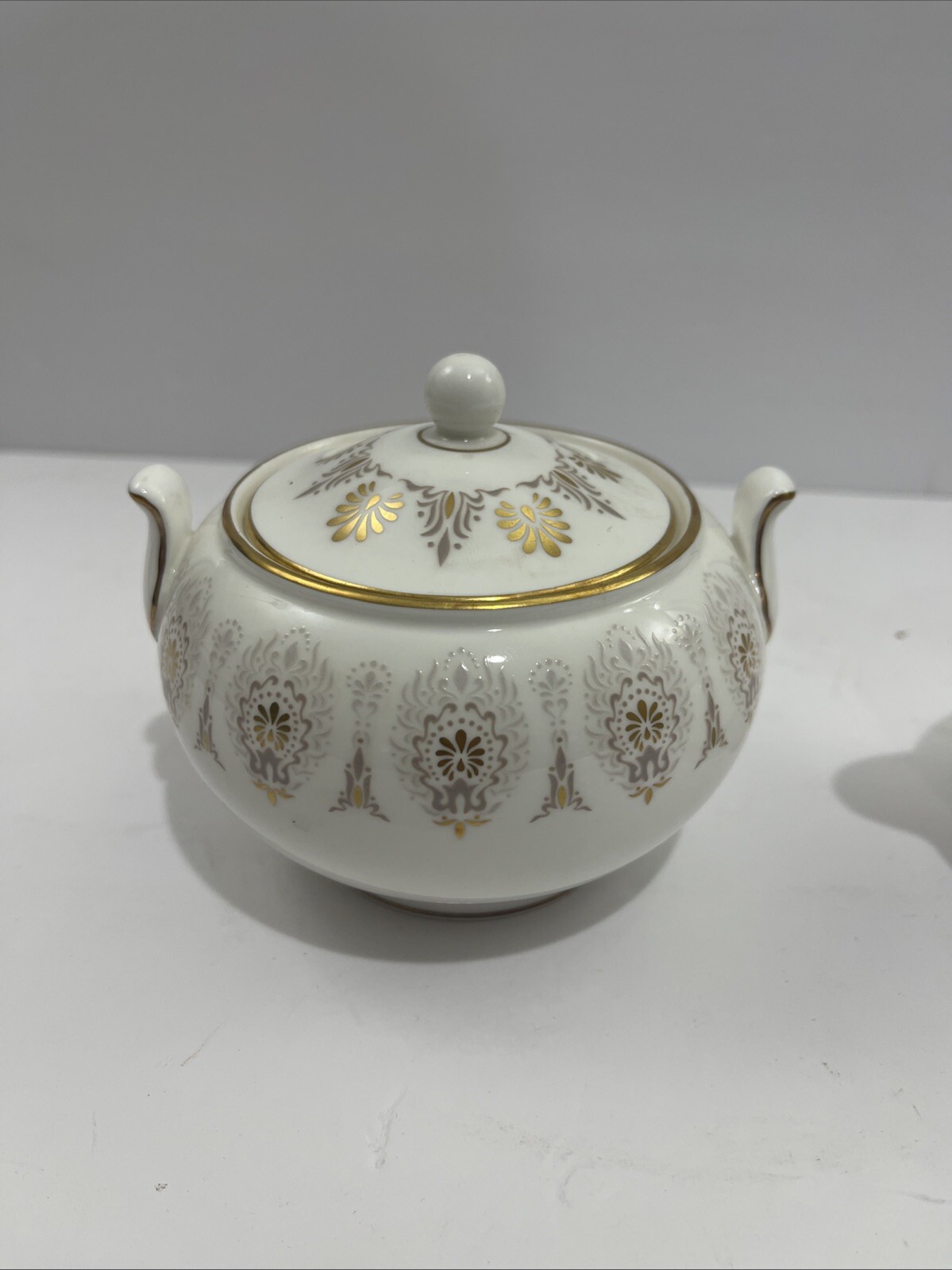 Vintage Wedgwood Medina Beige Bone China Set Of Sugar Bowl With Lid And Creamer