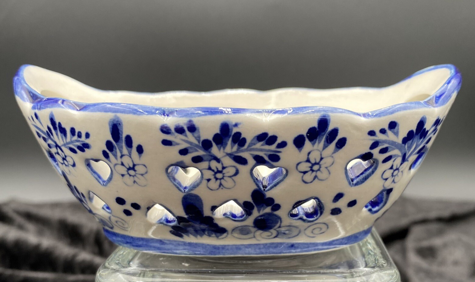 Vtg. Delft Blue Oval Trinket Dish/Berry Bowl, Windmill Scene, Reticulated Hearts