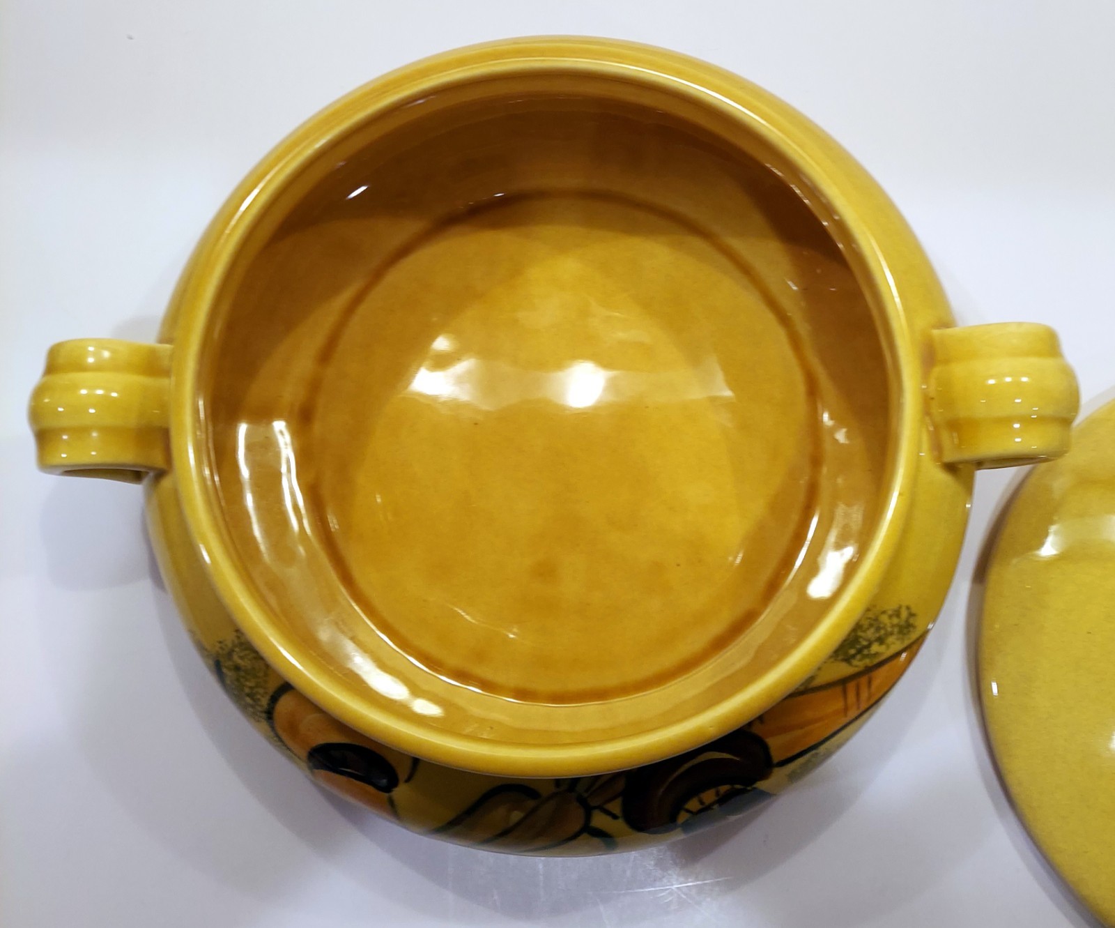 1971 Los Angeles Potteries Ovenware #407 Harvest Gold w/Mushrooms/Carrots Tureen