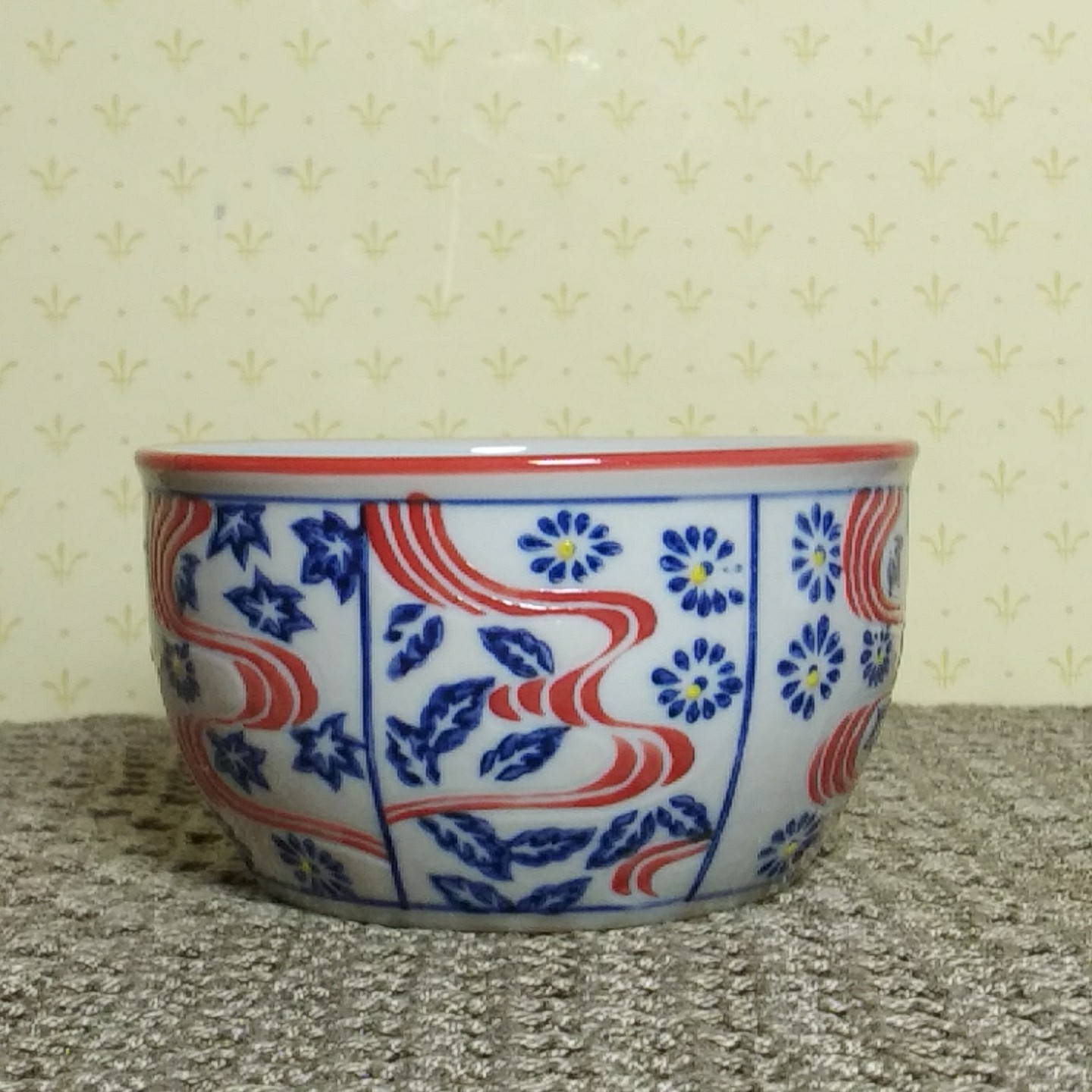 Yokohama Studio Miyabi Hand Painted Bowl 4″ Dish Red White Blue