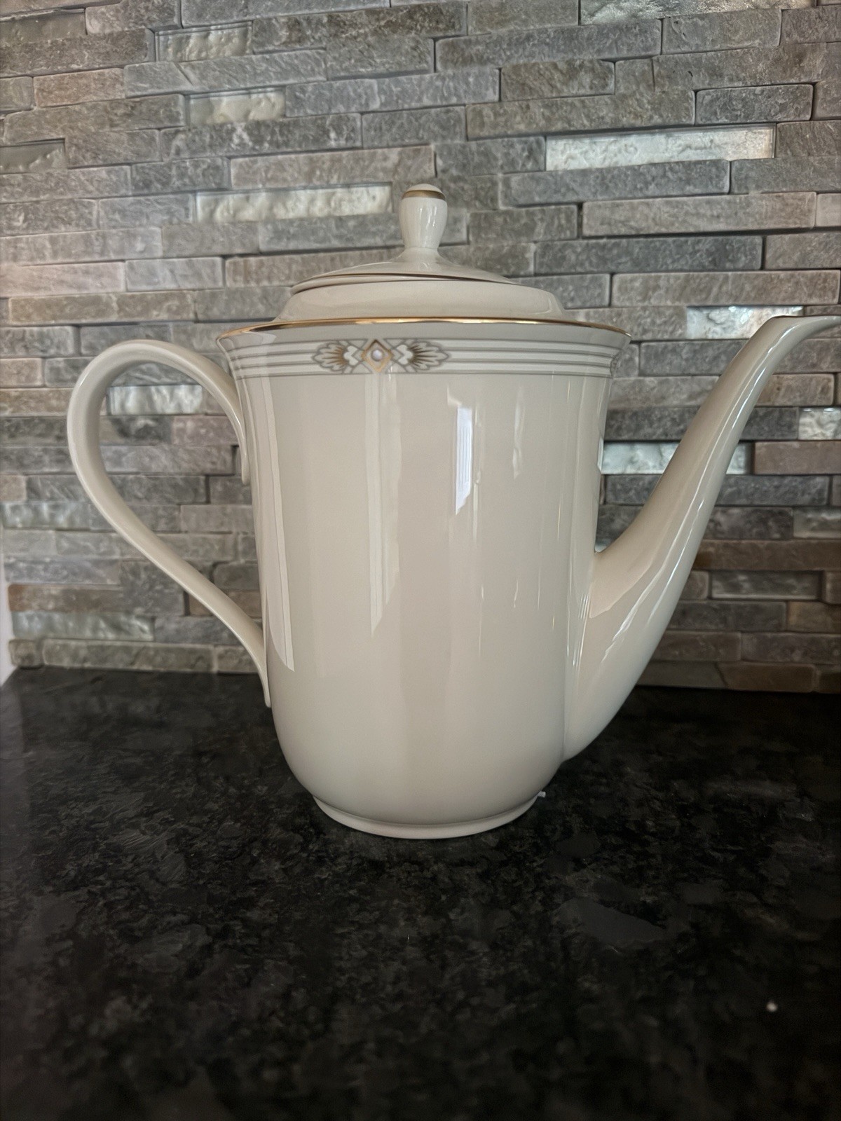 Lenox Firelight Coffee Pot & Lid Metropolitan Collection Fine Bone China USA