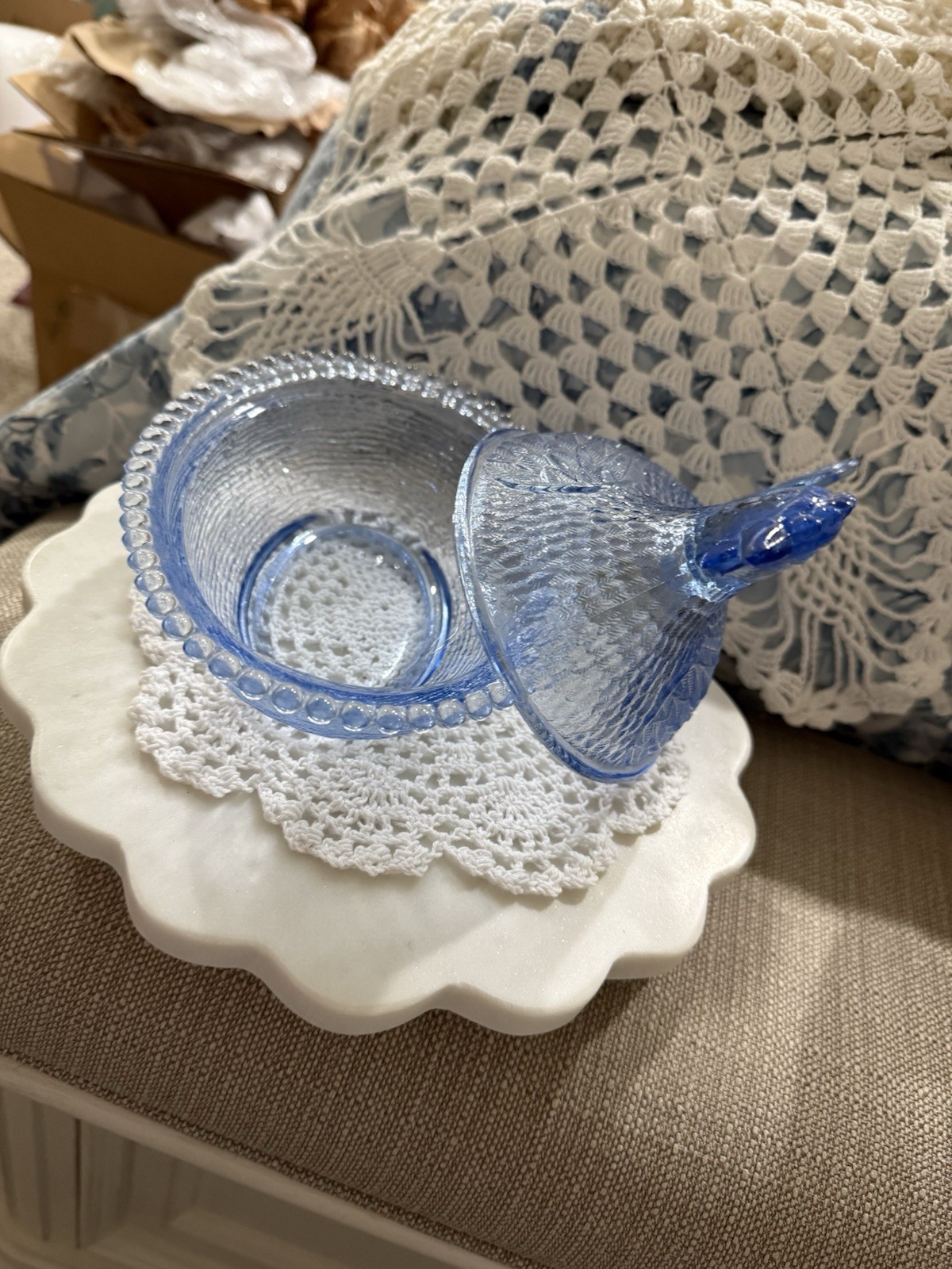 Vintage Indiana Glass Cornflower Blue Hen On A Nest Mint