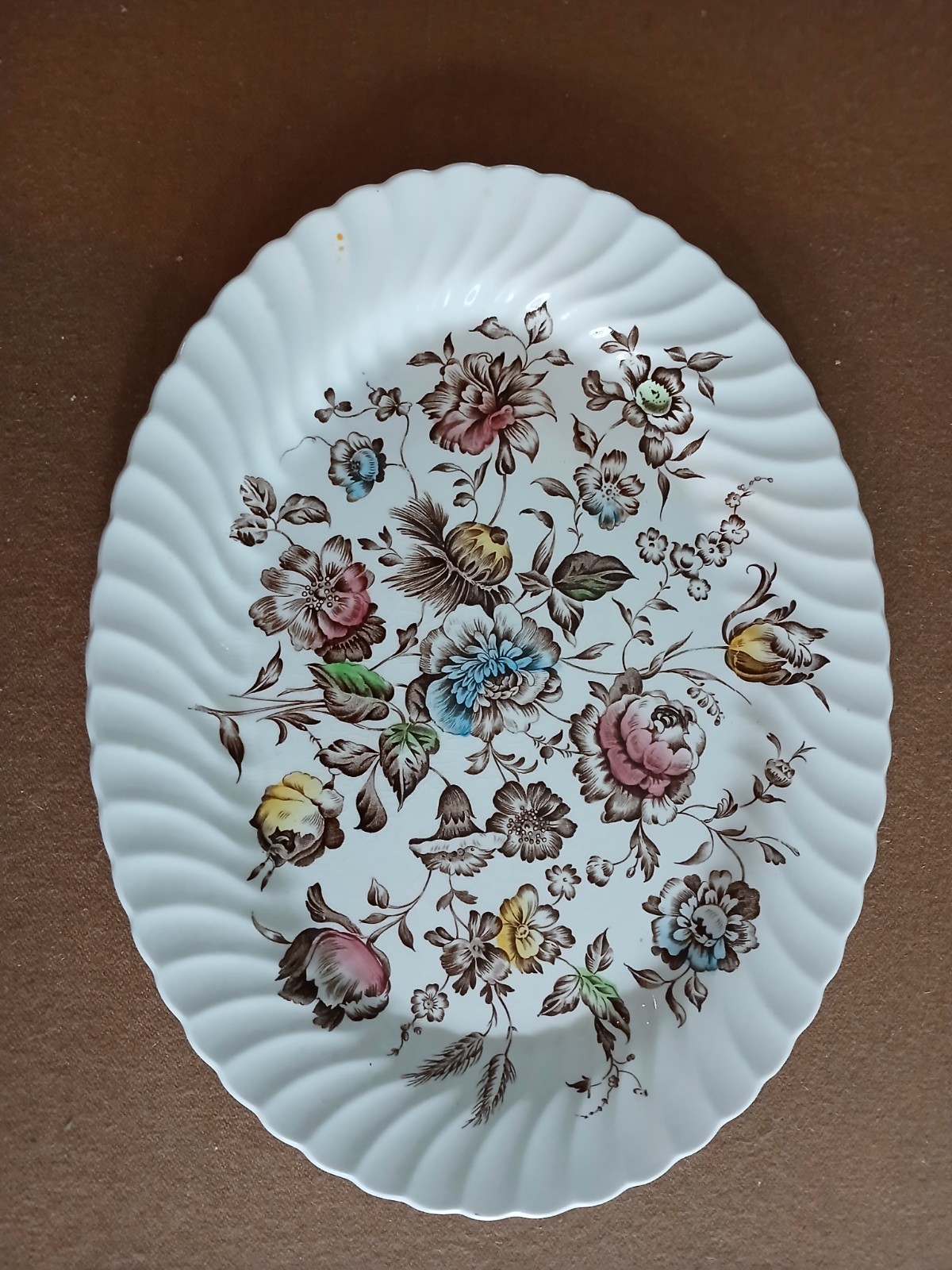 VINTAGE JOHNSON BROTHERS STAFFORDSHIRE BOUQUET LARGE OVAL PLATTER 14” X 11”