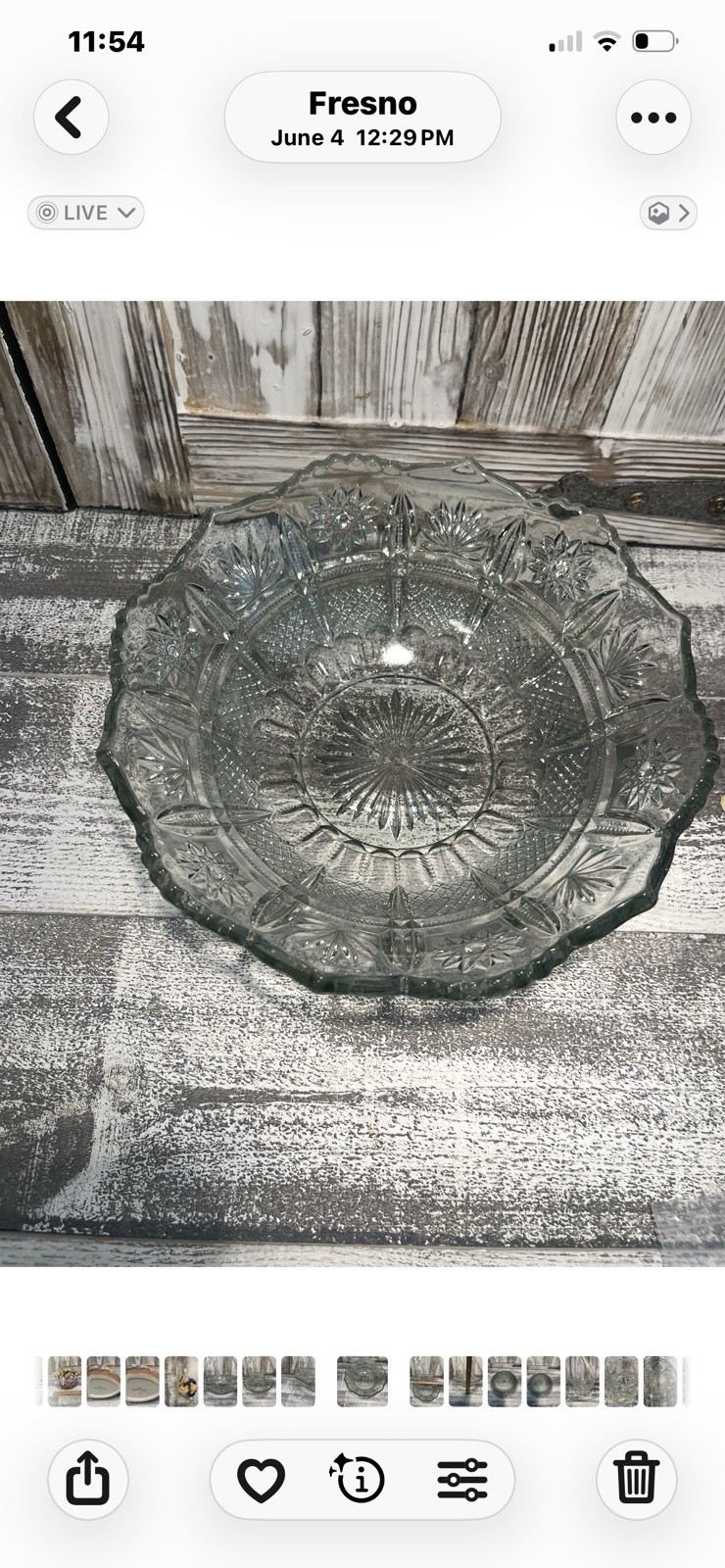 Large Vintage Clear Pressed Glass Starburst Center Piece Bowl 10” Mid -Century