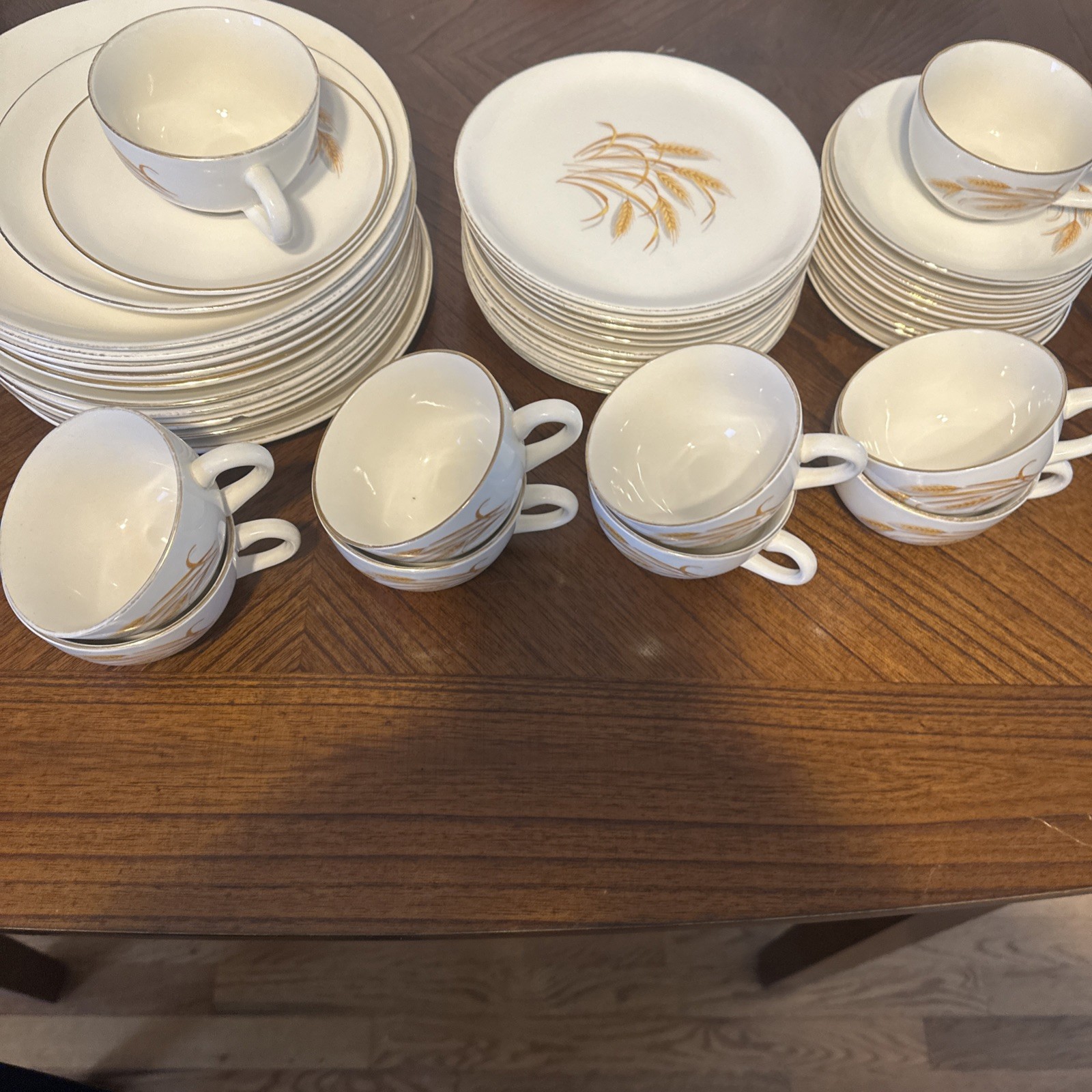 Vintage Golden Wheat Dishes Set Of Four Cup ,Saucer, And Two Plates.