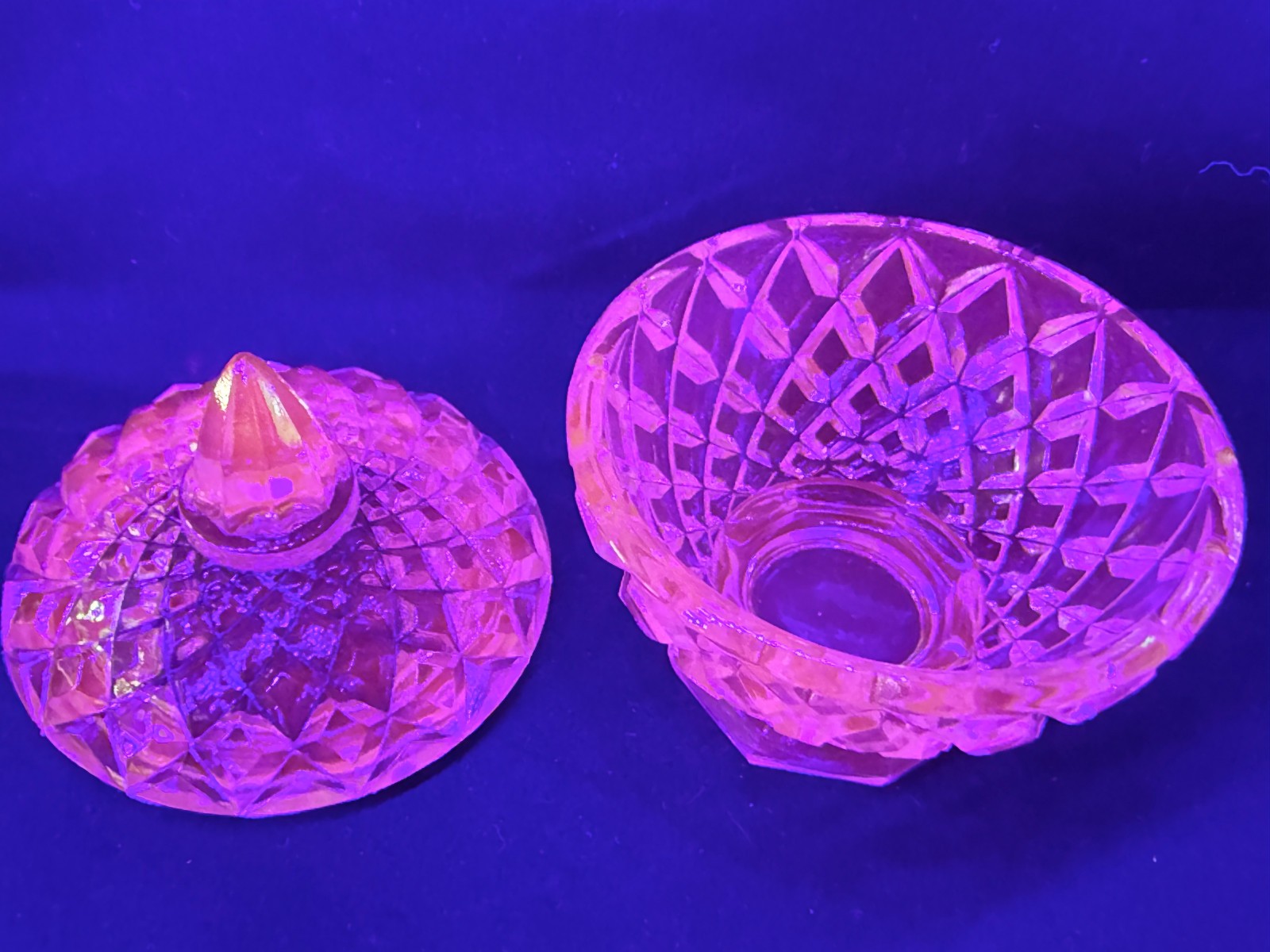 Teal Green Vaseline Uranium glass covered candy dish coffee sugar jar bowl pink