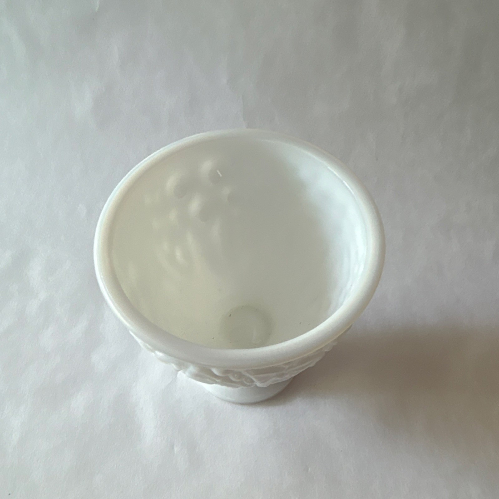 Unmarked White Milk Glass Round Pedestal Bowl Floral Embossed Decorative