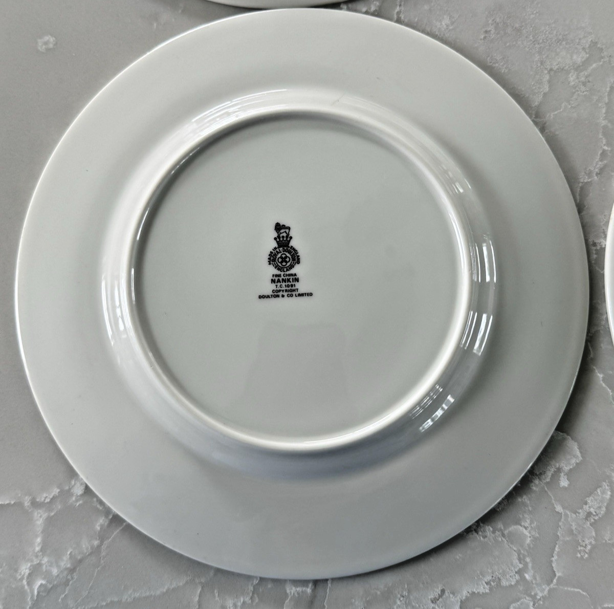 NANKIN TC1091 by Royal Doulton Soup Bowl, Salad & Dinner Plates made England