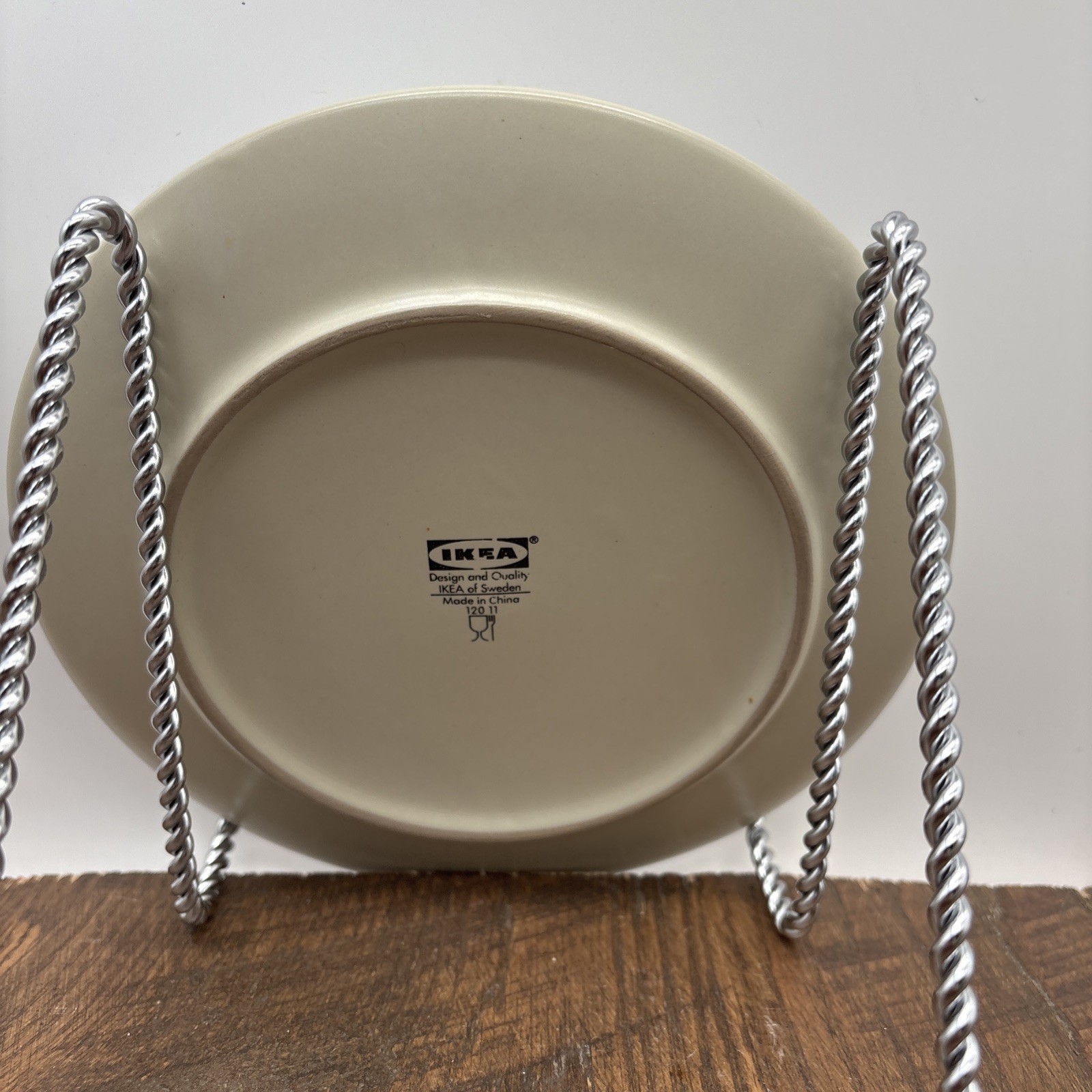 IKEA 12011 IKEA of Sweden stoneware 7 3/4 inch salad plate light green