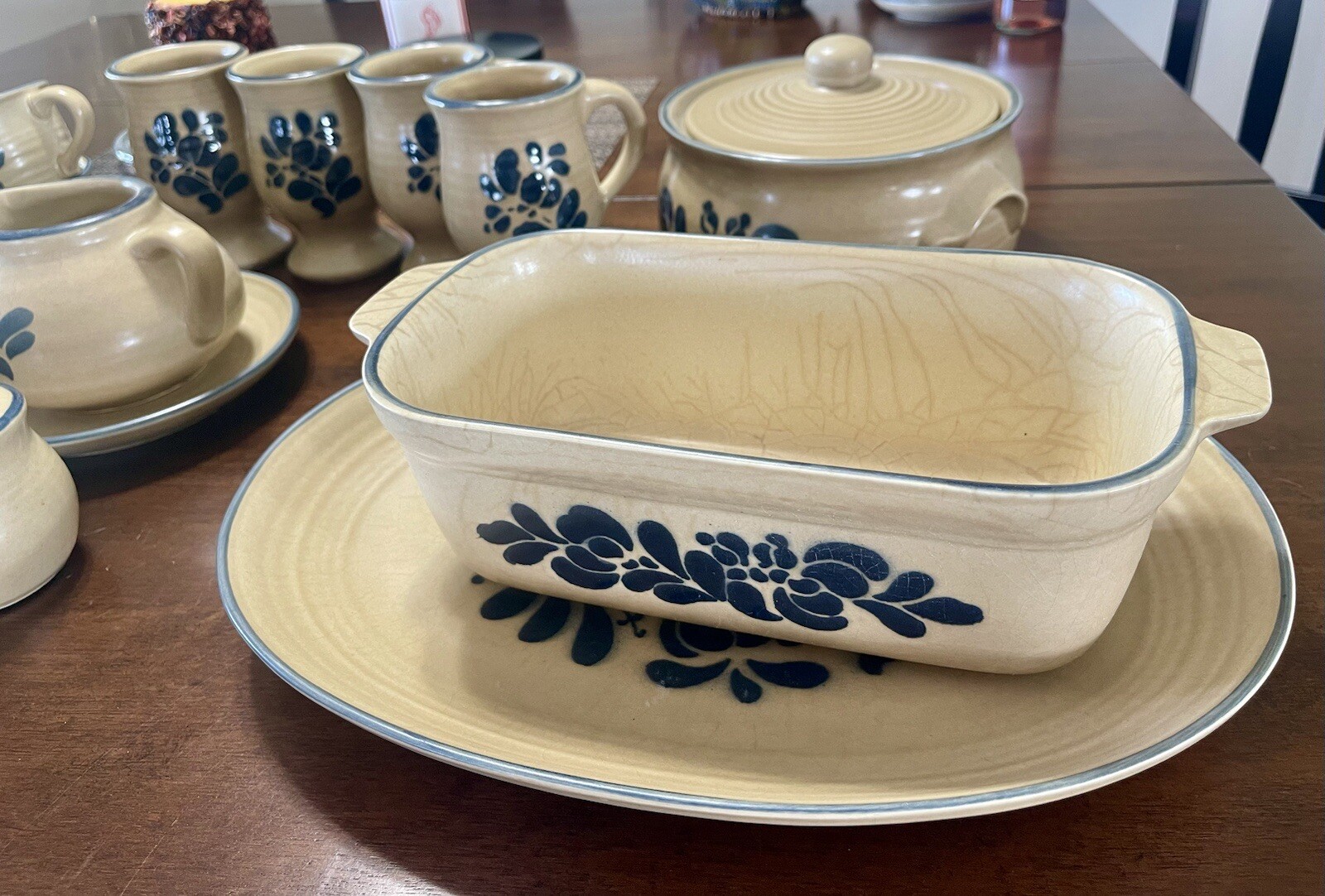 Pfaltzgraff Vintage Folk Art Blue Floral Design on Tan All See Picture For List