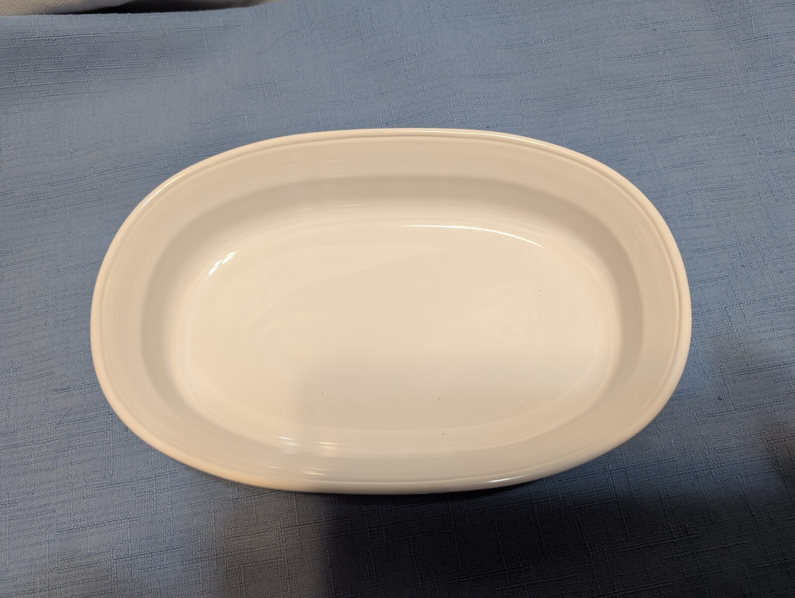 Corning Ware F-15-B French White Small Oval Casserole Baking Dish 15 oz 475 ML