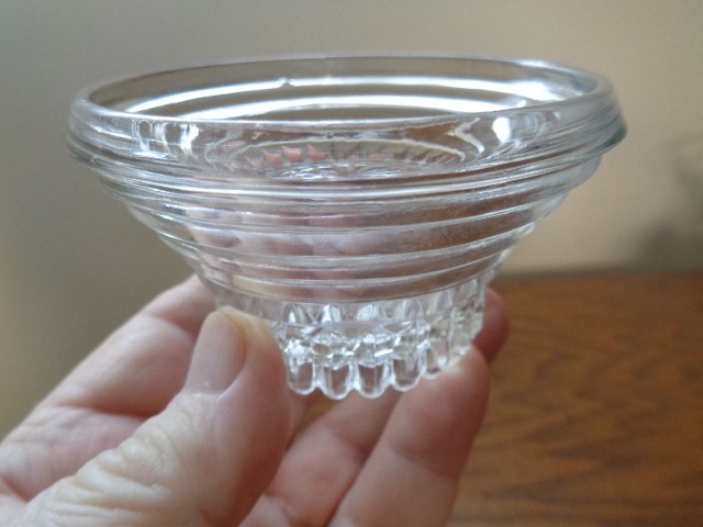 Anchor Hocking MANHATTAN CRYSTAL RELISH TRAY INSERT BOWL CENTER PIECE ONLY NICE