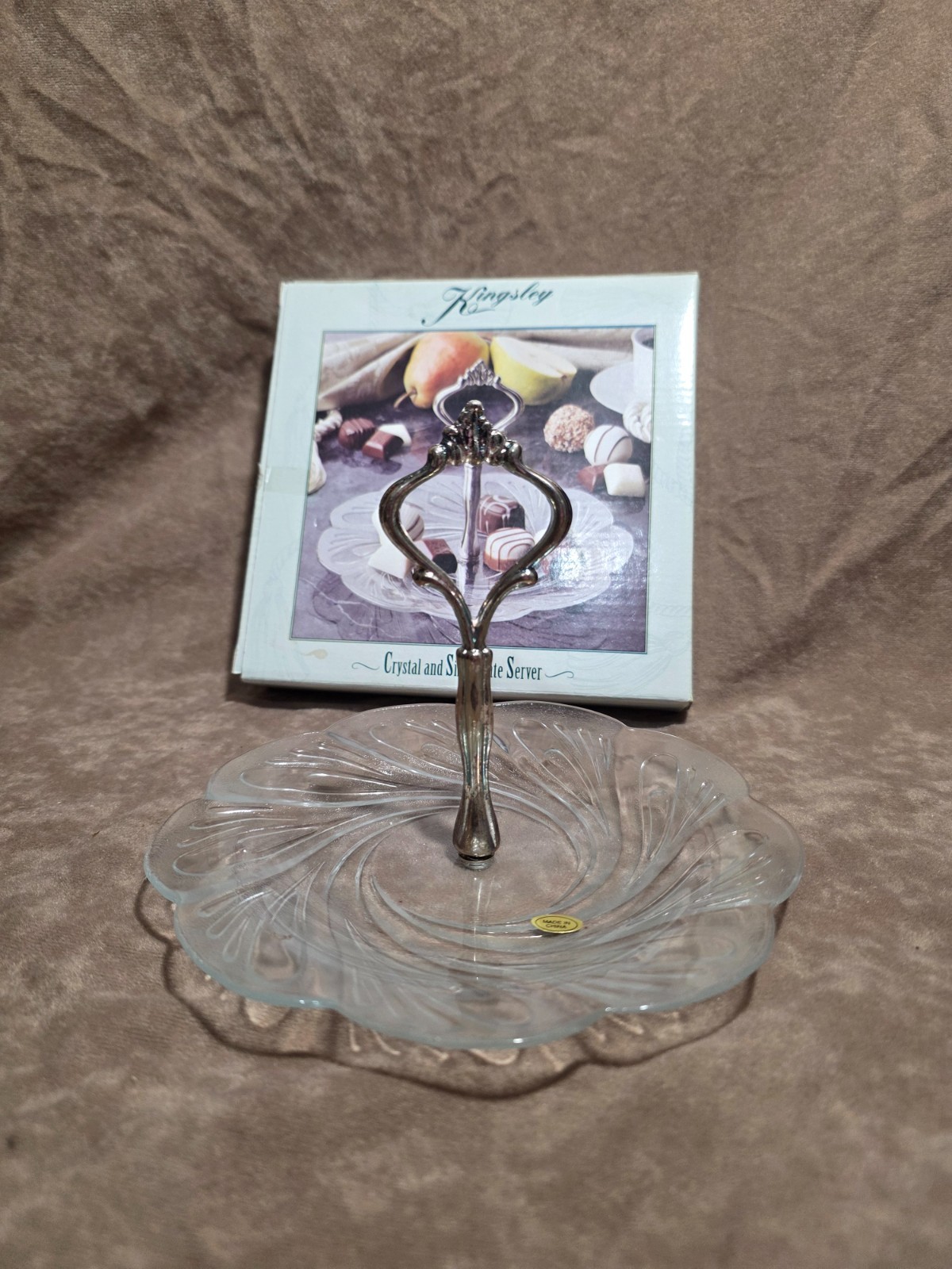 Kingsley Crystal Candy Food Server Handle in Middle