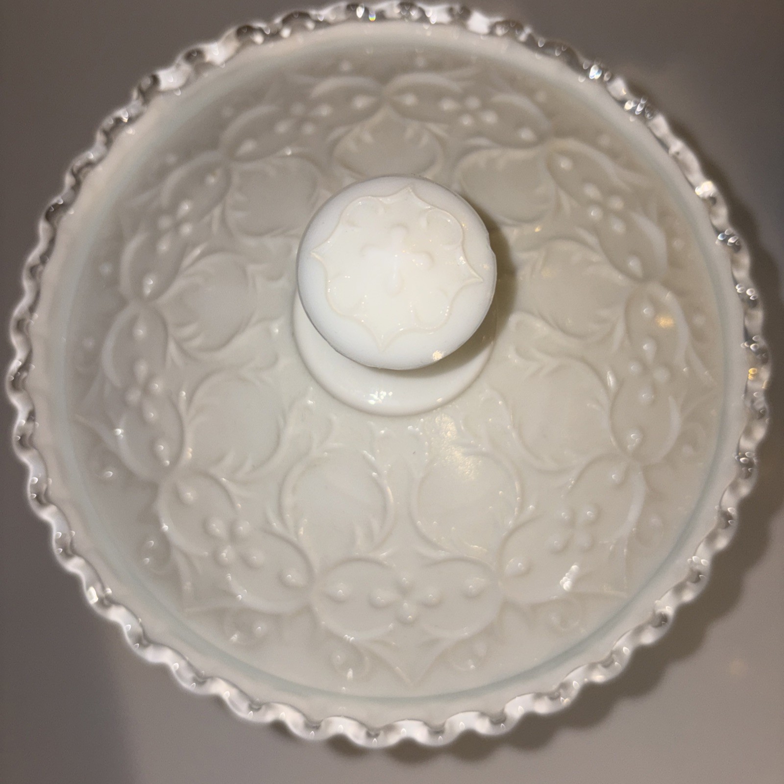 Fenton Milk Glass Silver Crest W/ Spanish Lace Footed Compote Candy Dish W/Lid