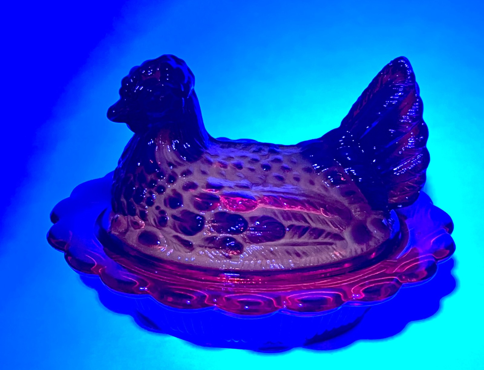 Mosser RED Hen on Nest 6 1/2″ Glass Covered Dish Marked Mosser FREE SHIPPING