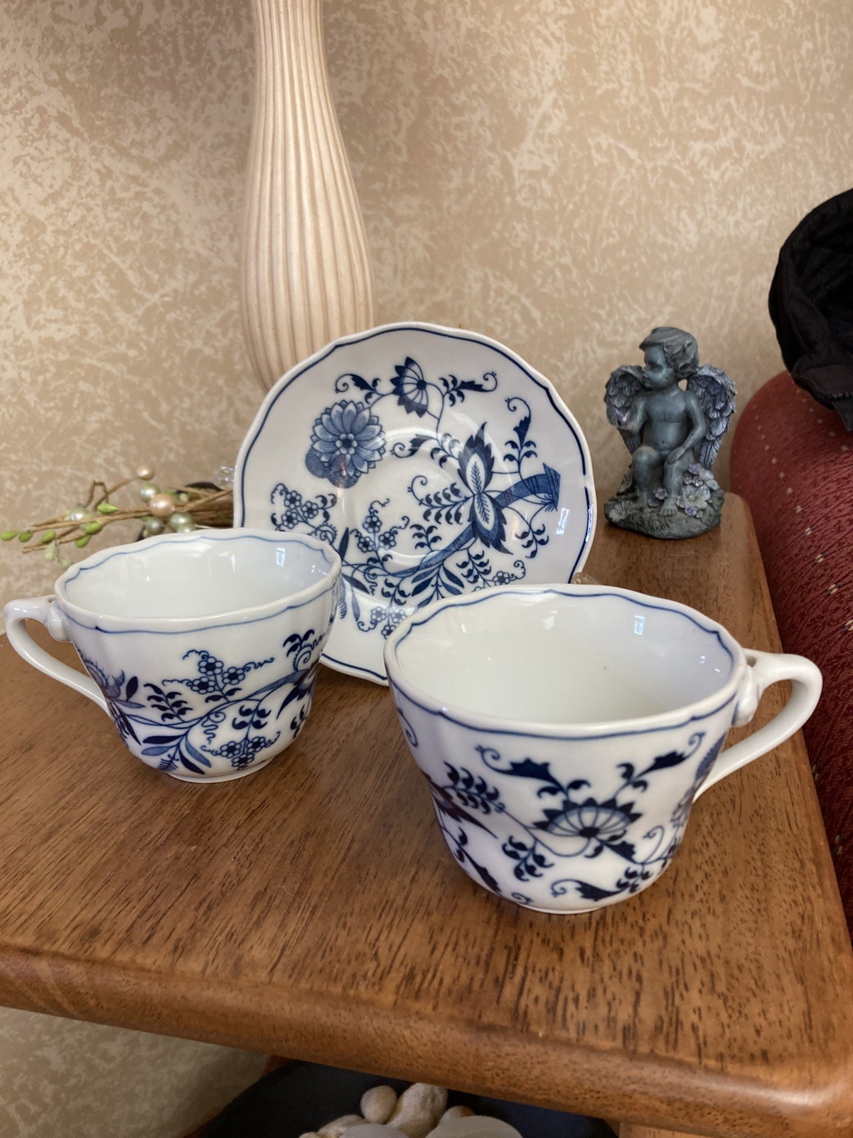 Blue Danube Cup and Saucer Lipper Japan Porcelain Flowers Blue Onion Scalloped