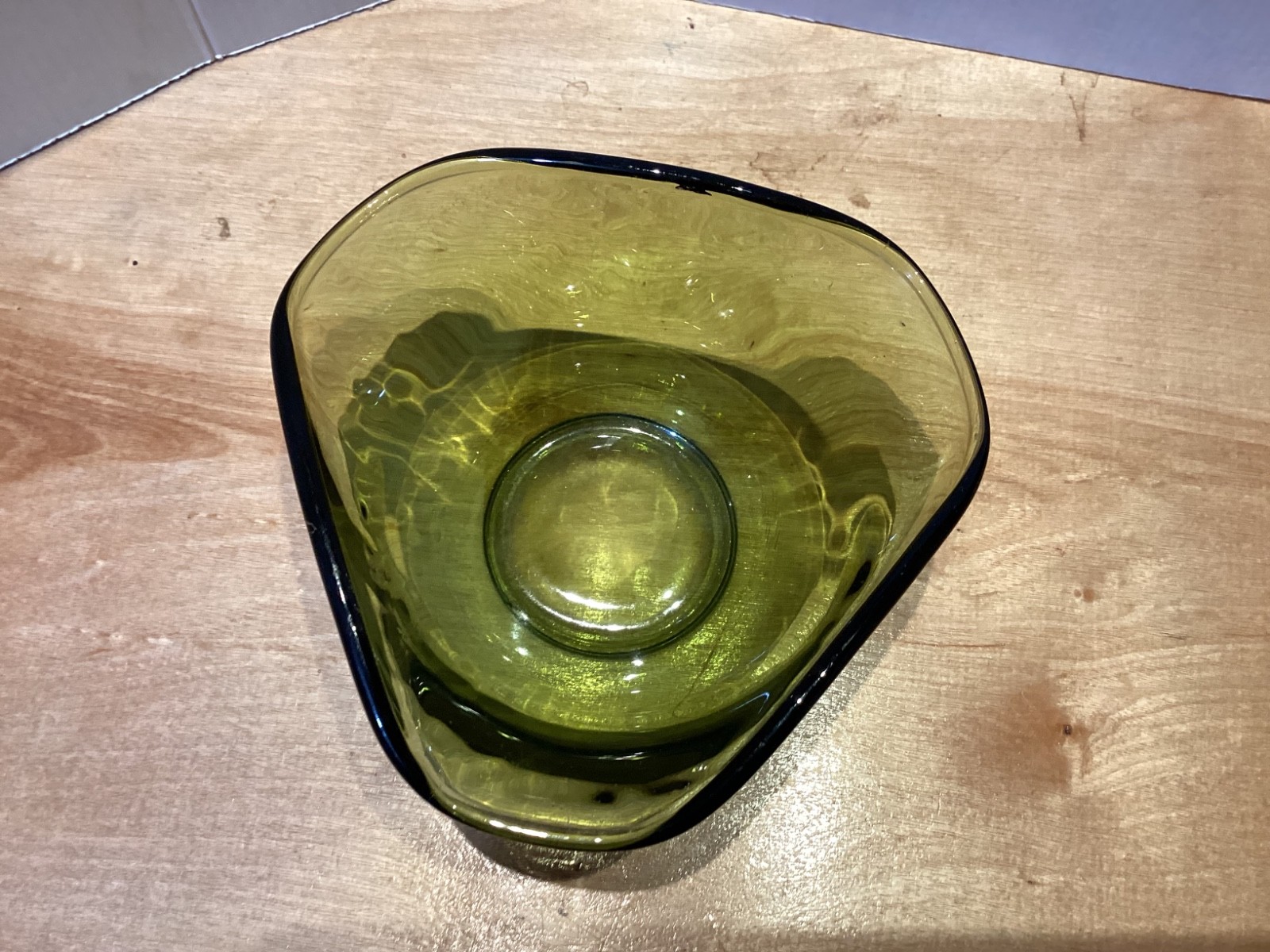 Vintage Anchor Hocking Avocado Green Glass Serving Bowl Pinched Folded Rim