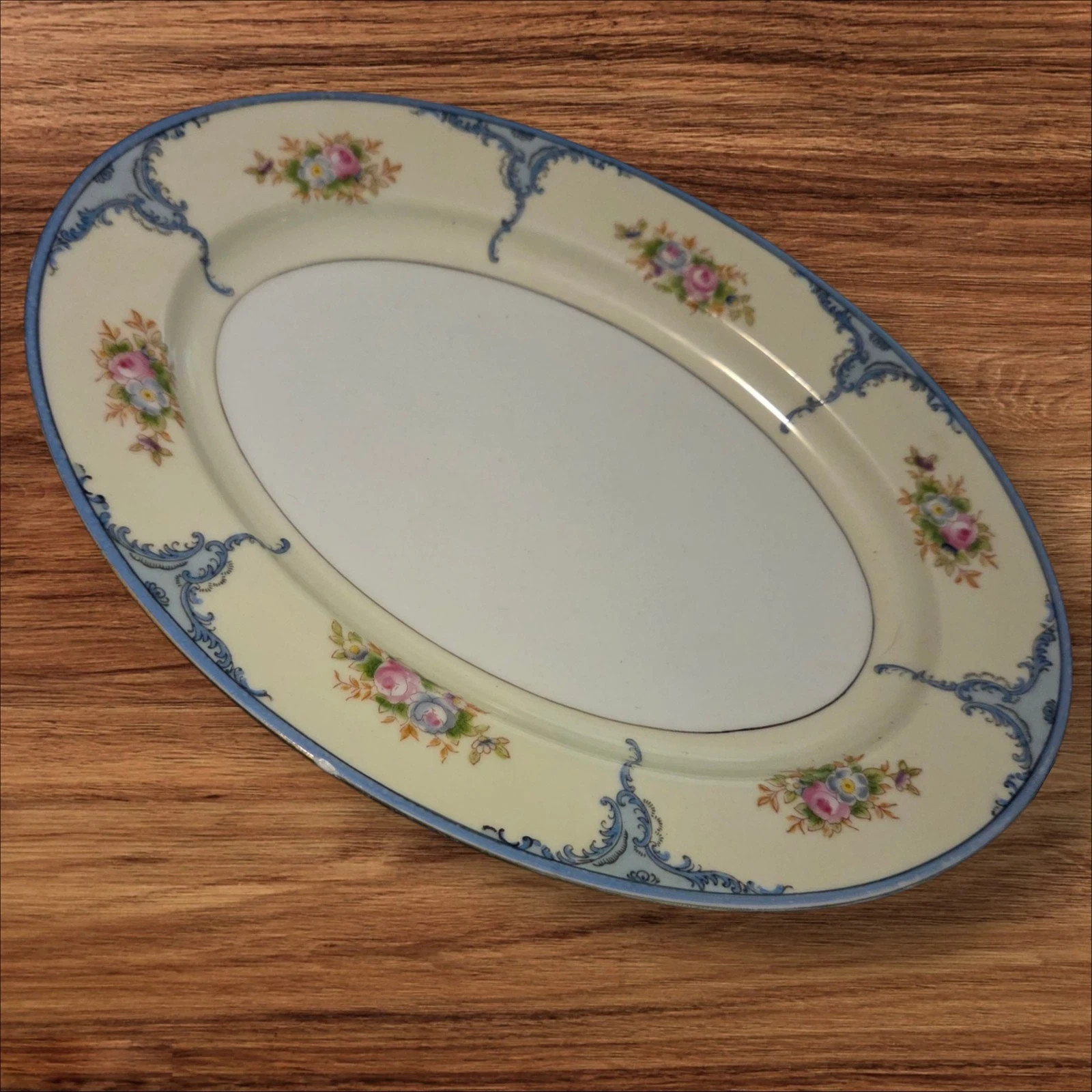 Noritake Hand Painted China Pattern N1518 Several Pieces including Serveware