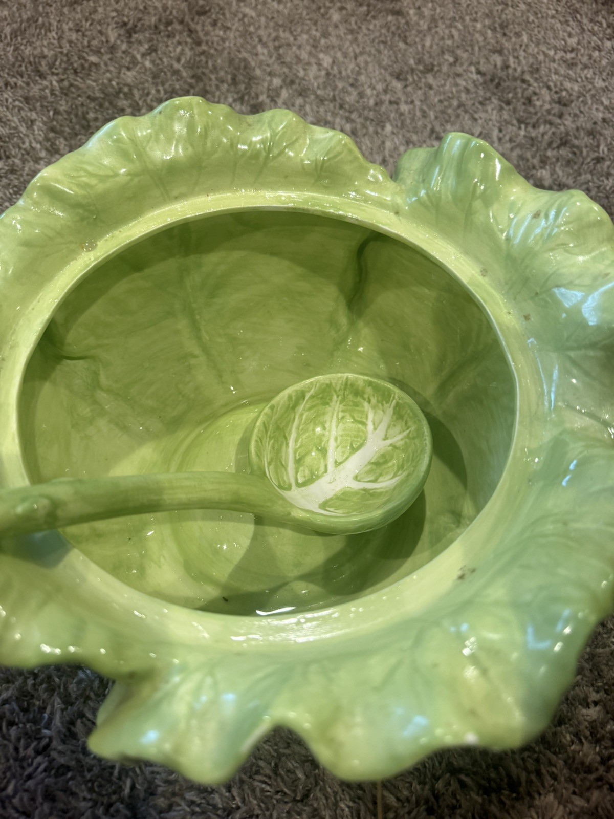 Green Ceramic Lettuce Cabbageware Serving Tureen w Lid, Ladle, ff 1988 3 qt bowl