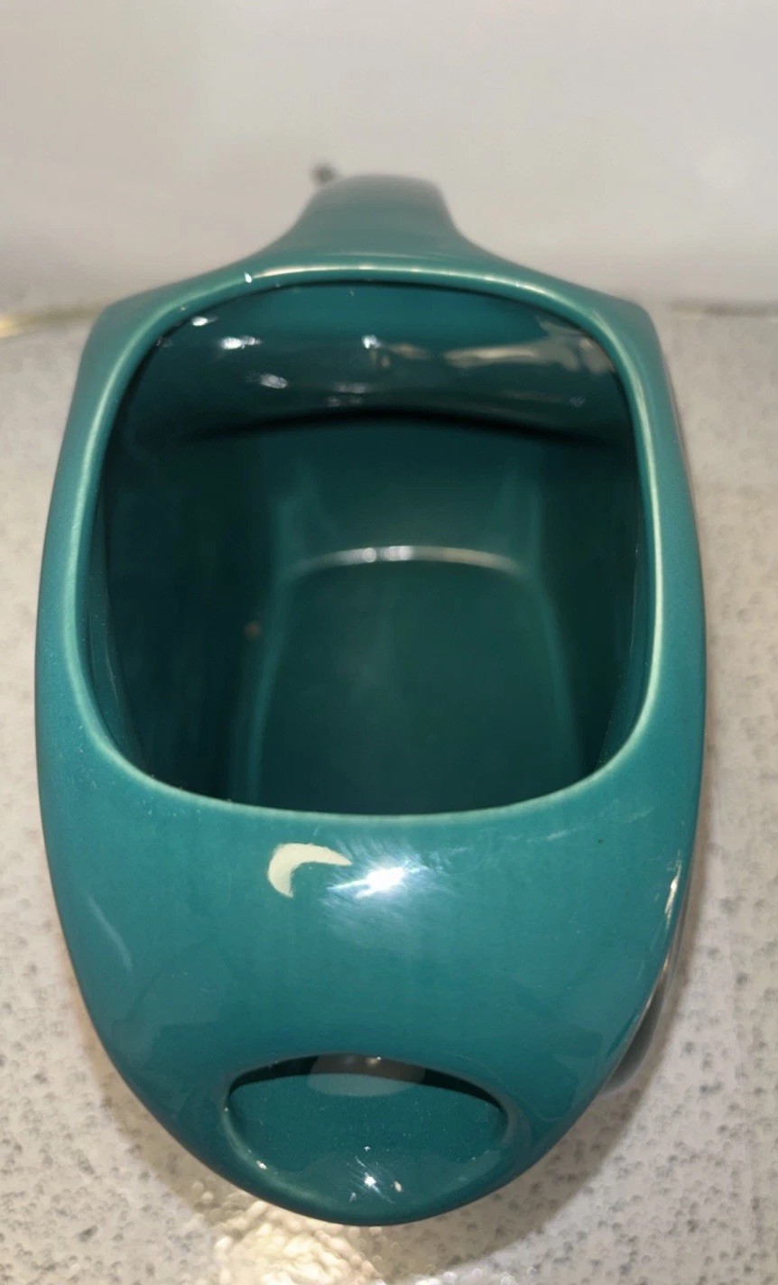 Large Evergreen Fiesta Ware Fiestaware Pitcher 7 1/2 Inches Tall Homer Laughlin