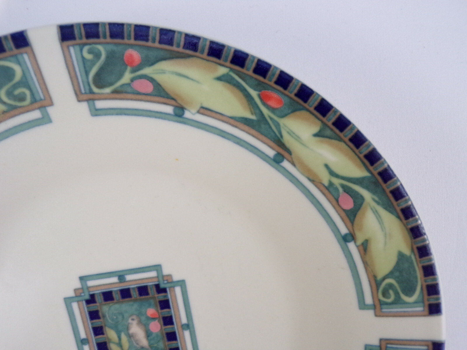 Four Piece Pfaltzgraff Portfolio Forest 2 Luncheon Plates 2 Pasta Salad Bowl b23