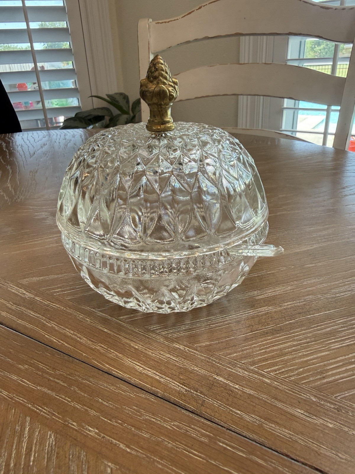 VINTAGE INDIANA GLASS LIDDED CANDY BOWL SERVER SUGAR