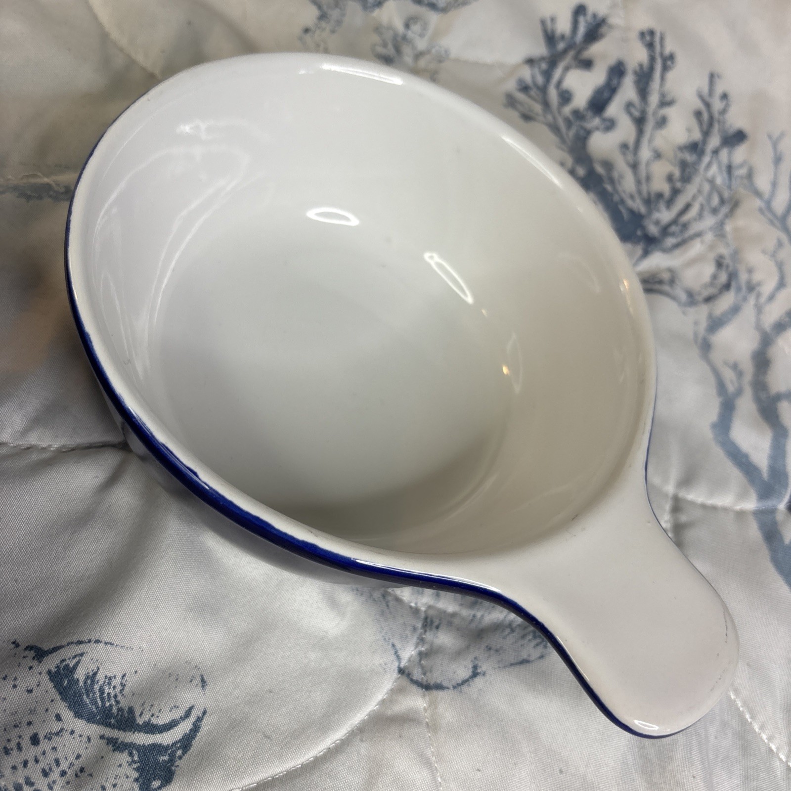 2 Navy Blue & White Interior Nesting Grab Stoneware Matching Bowls-Very Durable
