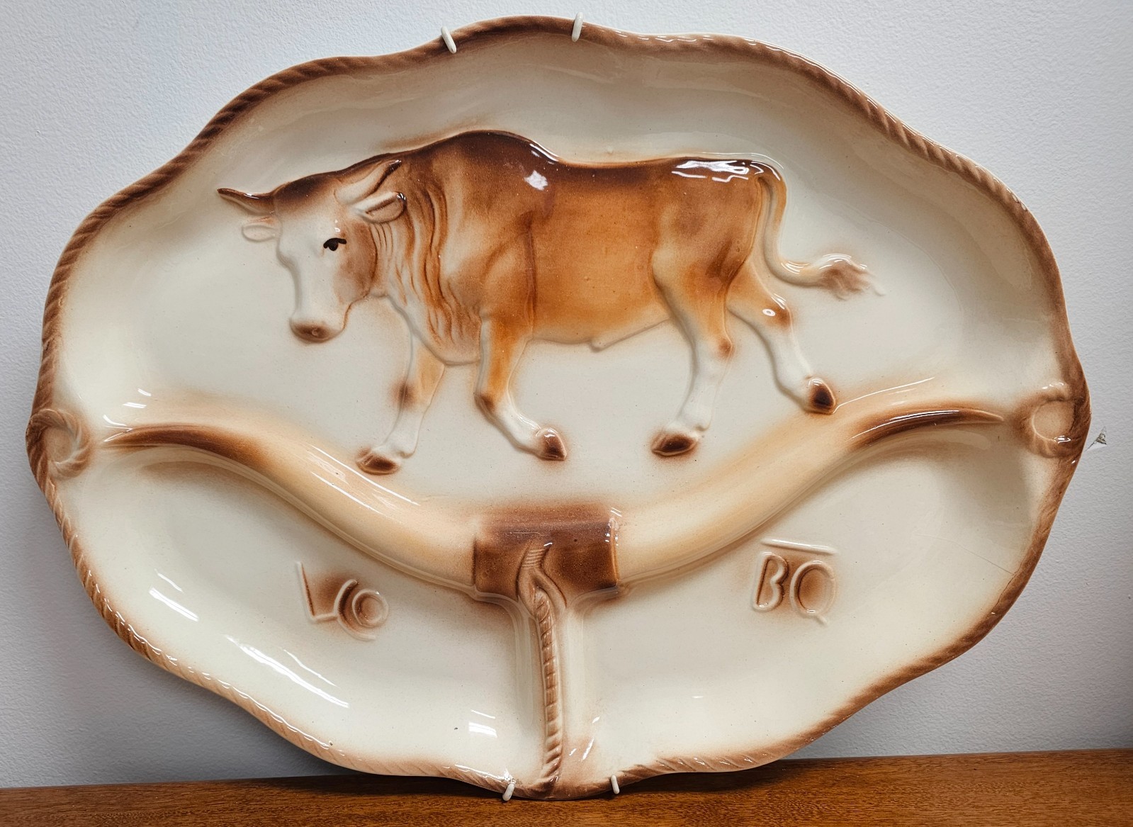 1959 LANE & COMPANY T-11 BULL LARGE CERAMIC SERVING PLATTER! 21 X 15. VAN NUYS