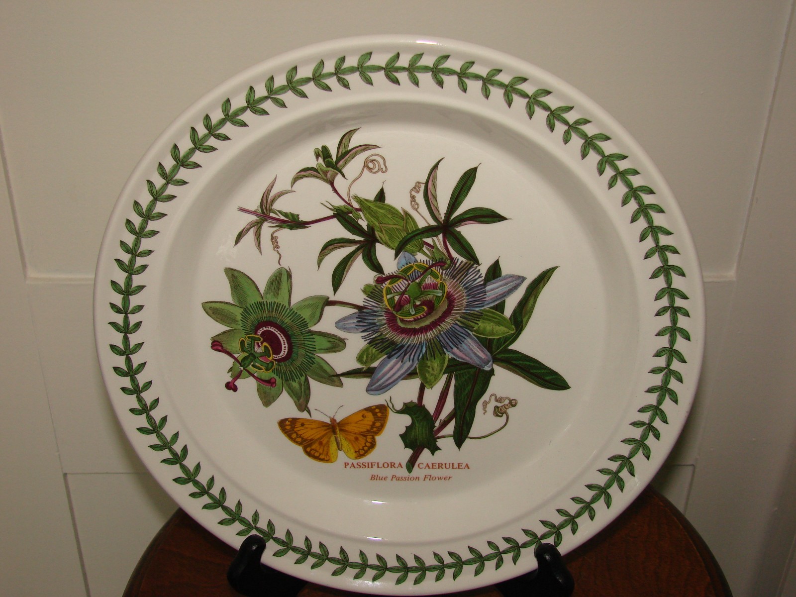 Portmeirion Botanic Garden Blue Passion Flower Passaflora Dinner Plate 10.5″