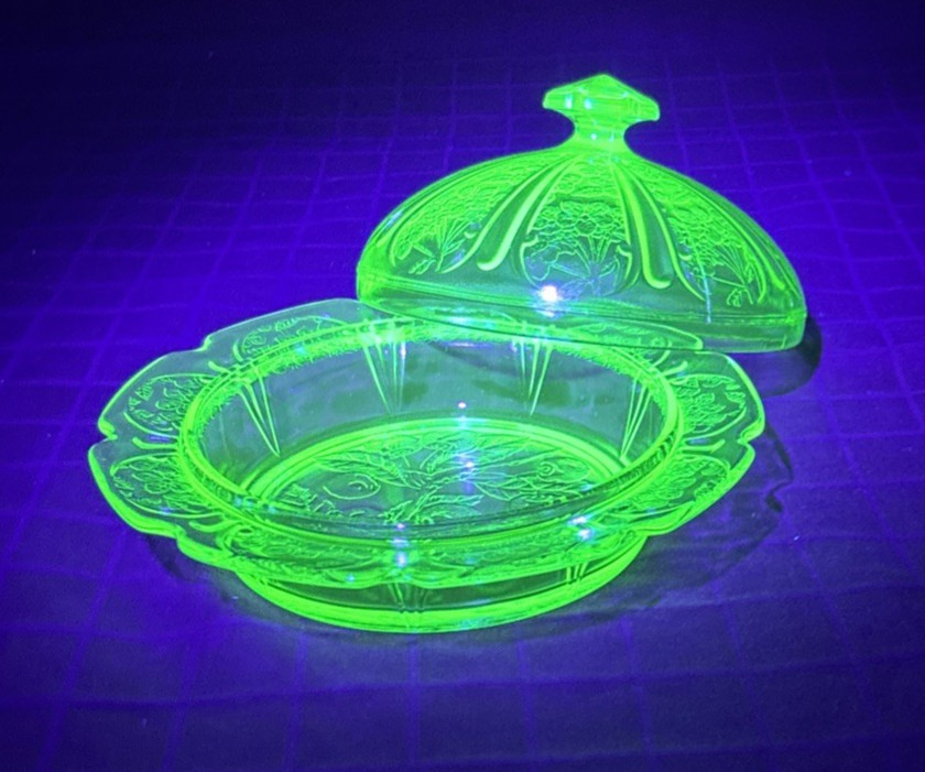 Jeannette Uranium Green Cherry Blossom Butter Dish Depression Glass Vintage