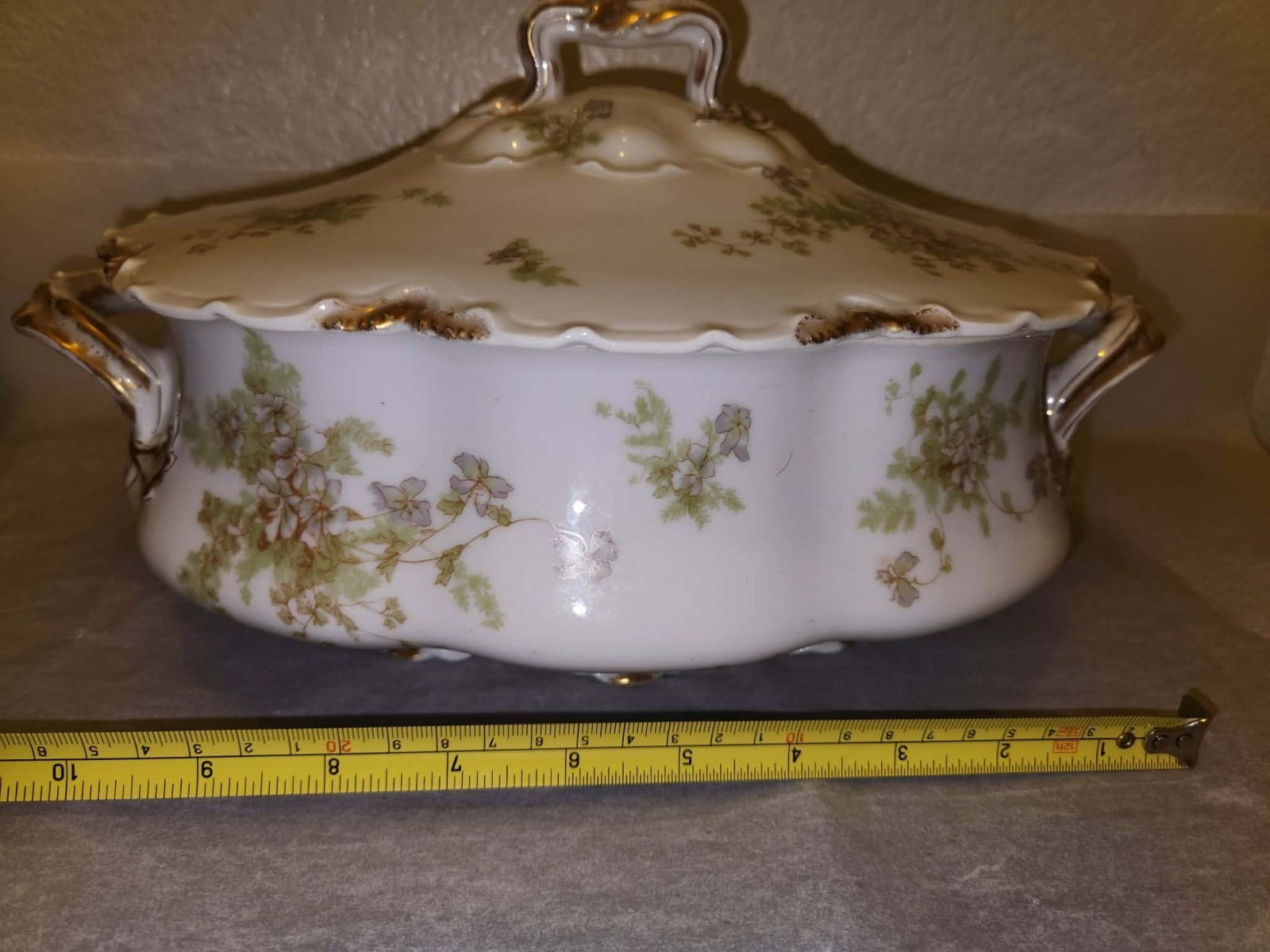 Haviland Limoges Montebello Covered Vegetable Dish France, 1890s Vintage Collect
