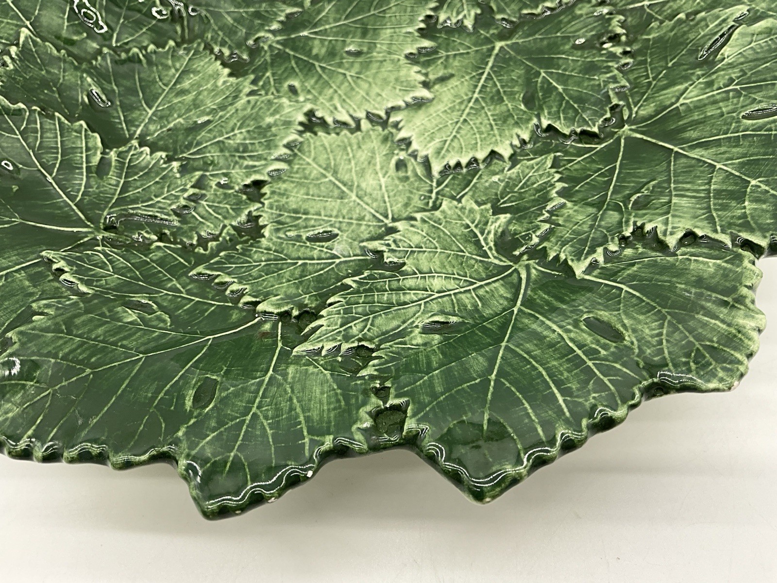 Bassano Italian Green 3D Serving or Centerpiece Bowl 10 1/2 inch Diameter