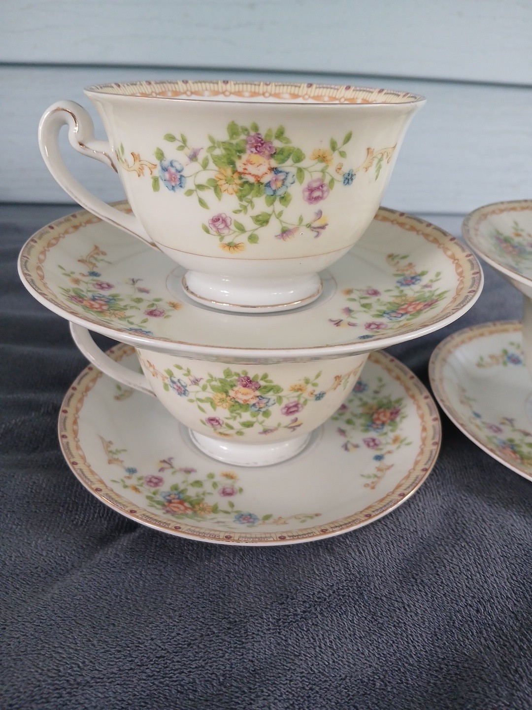 Set Of 4 Teacups & Saucers National China Japan Patricia Floral