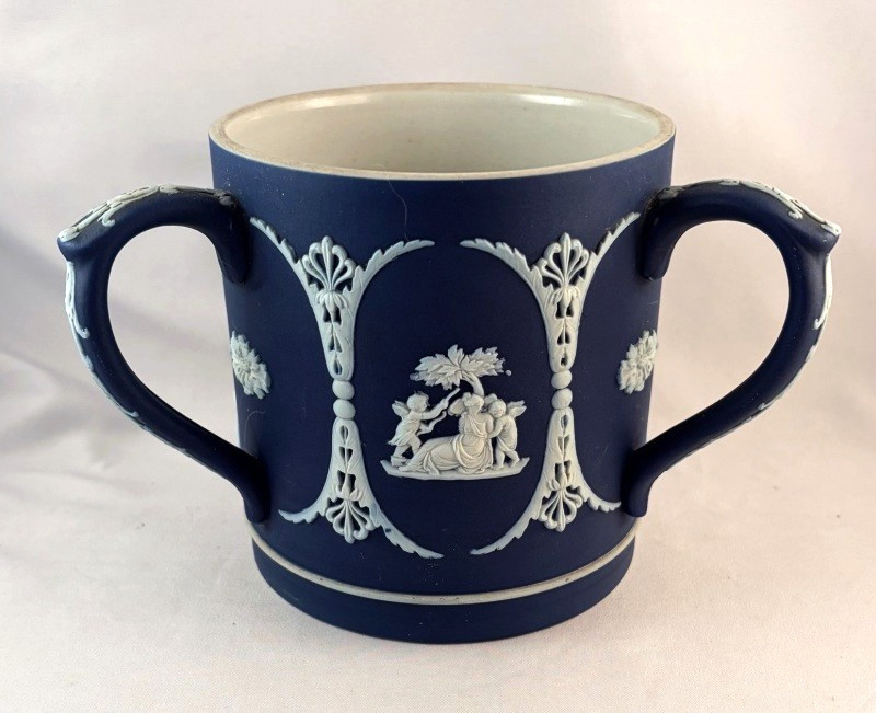 Antique 1903 Wedgwood Jasperware Dark Cobalt Blue Dip 3-Handled Loving Cup / Tyg