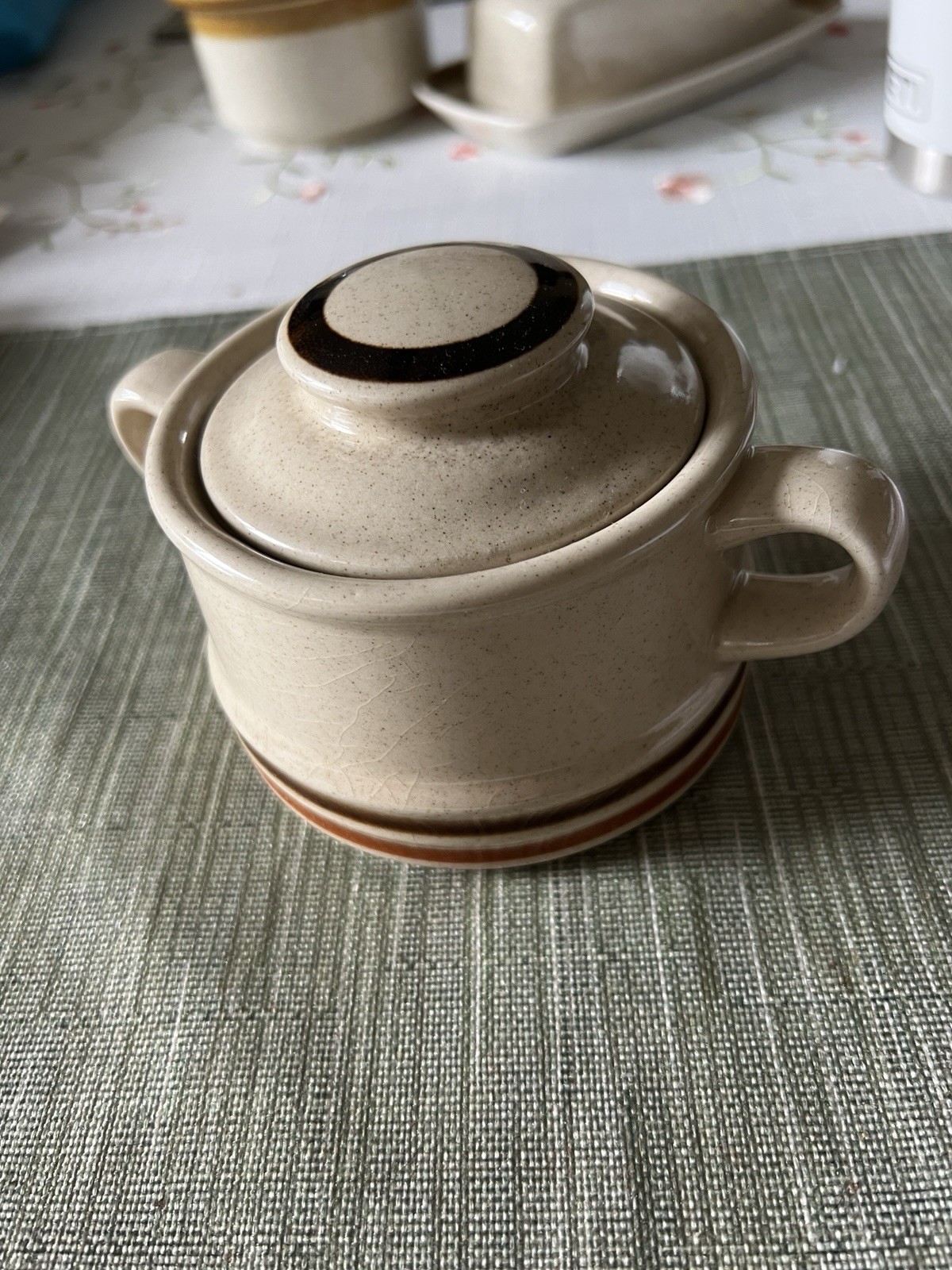 Yamaka Japan Stoneware Sugar Bowl Beige With Brown Stripes Excellent Preowned 
