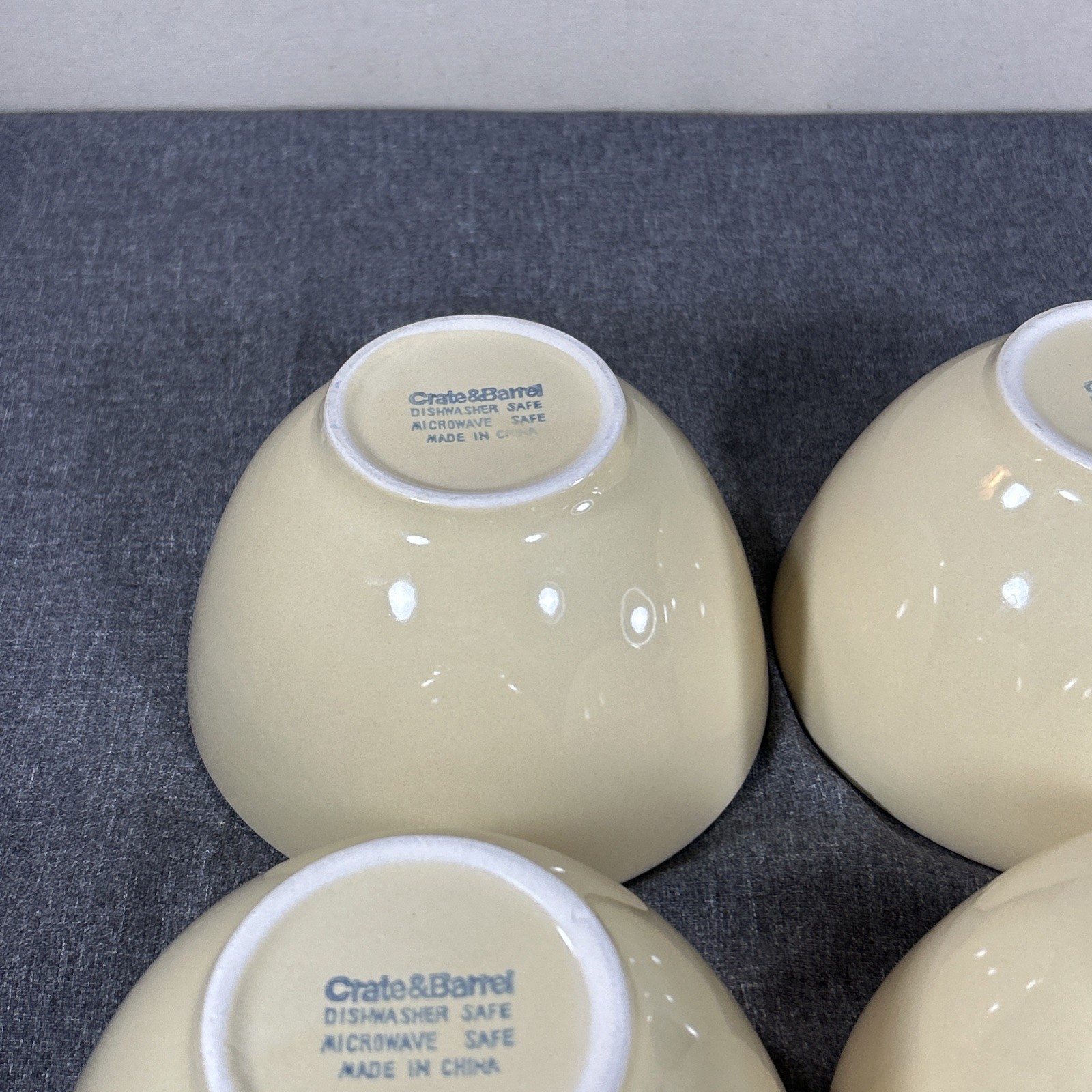 Crate And Barrel Yellow Bowls Soup Cereal Ice Cream Everyday 3.75″ Deep Set 4