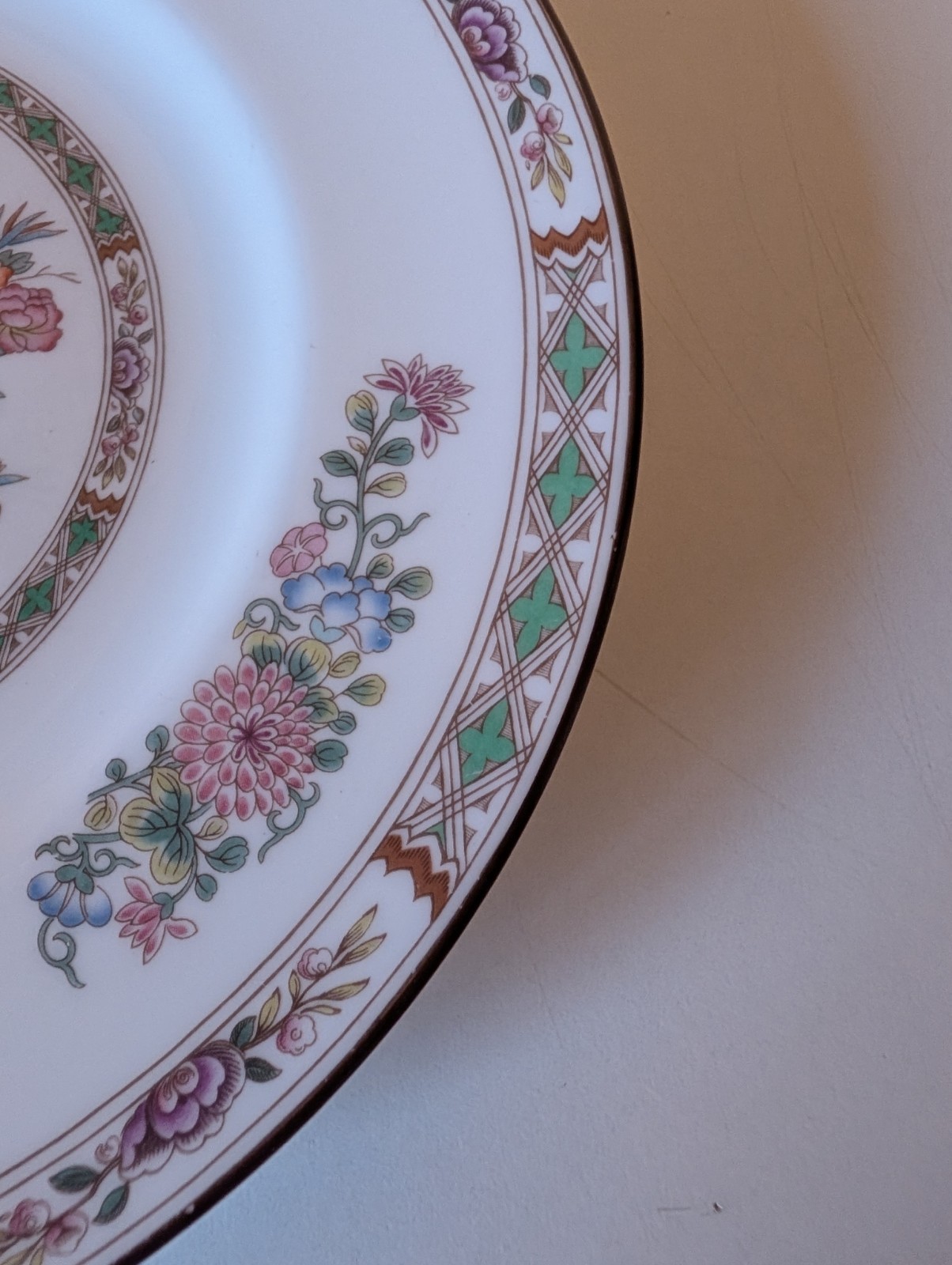 Wedgwood Kutani Crane Salad Plate Bone China England 8″ R4464