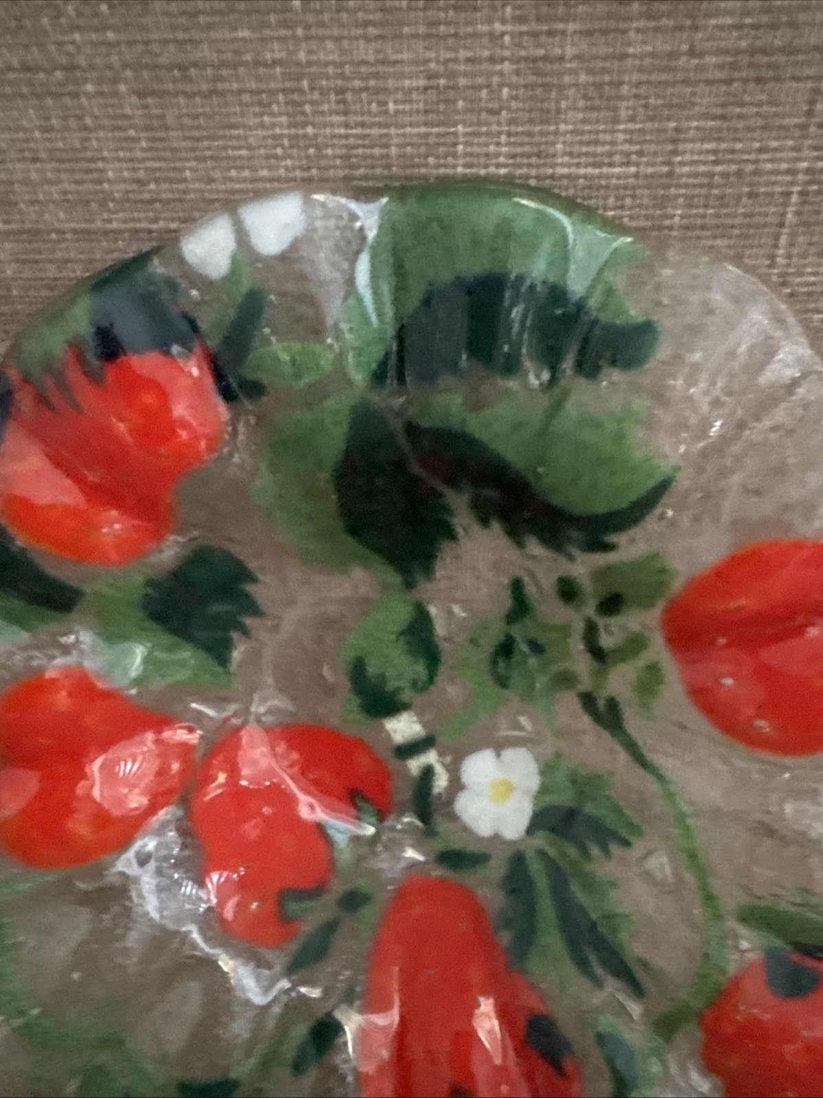 Sydenstricker Strawberry Fused Art Glass Ruffled Edge Small Bowl Pristine