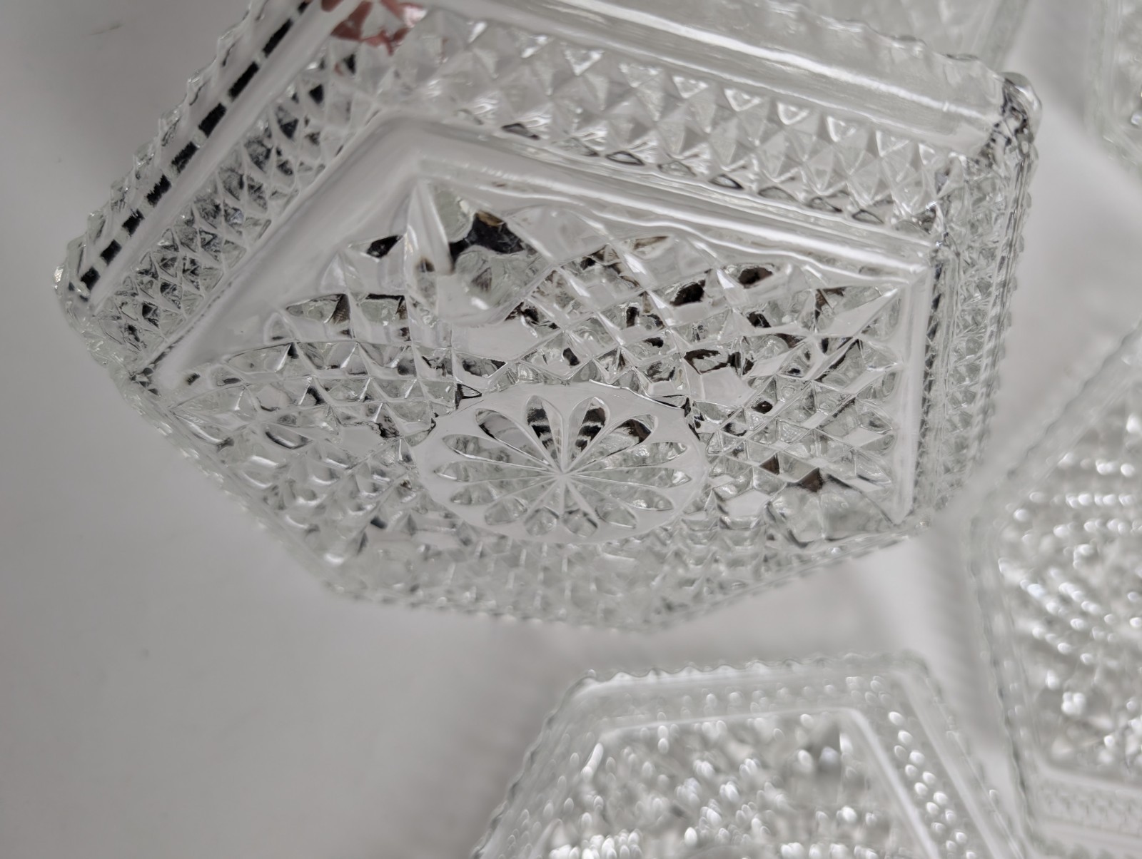 Vintage Set 8 Clear Pressed Glass Hexagon Plates Starburst 7.5”