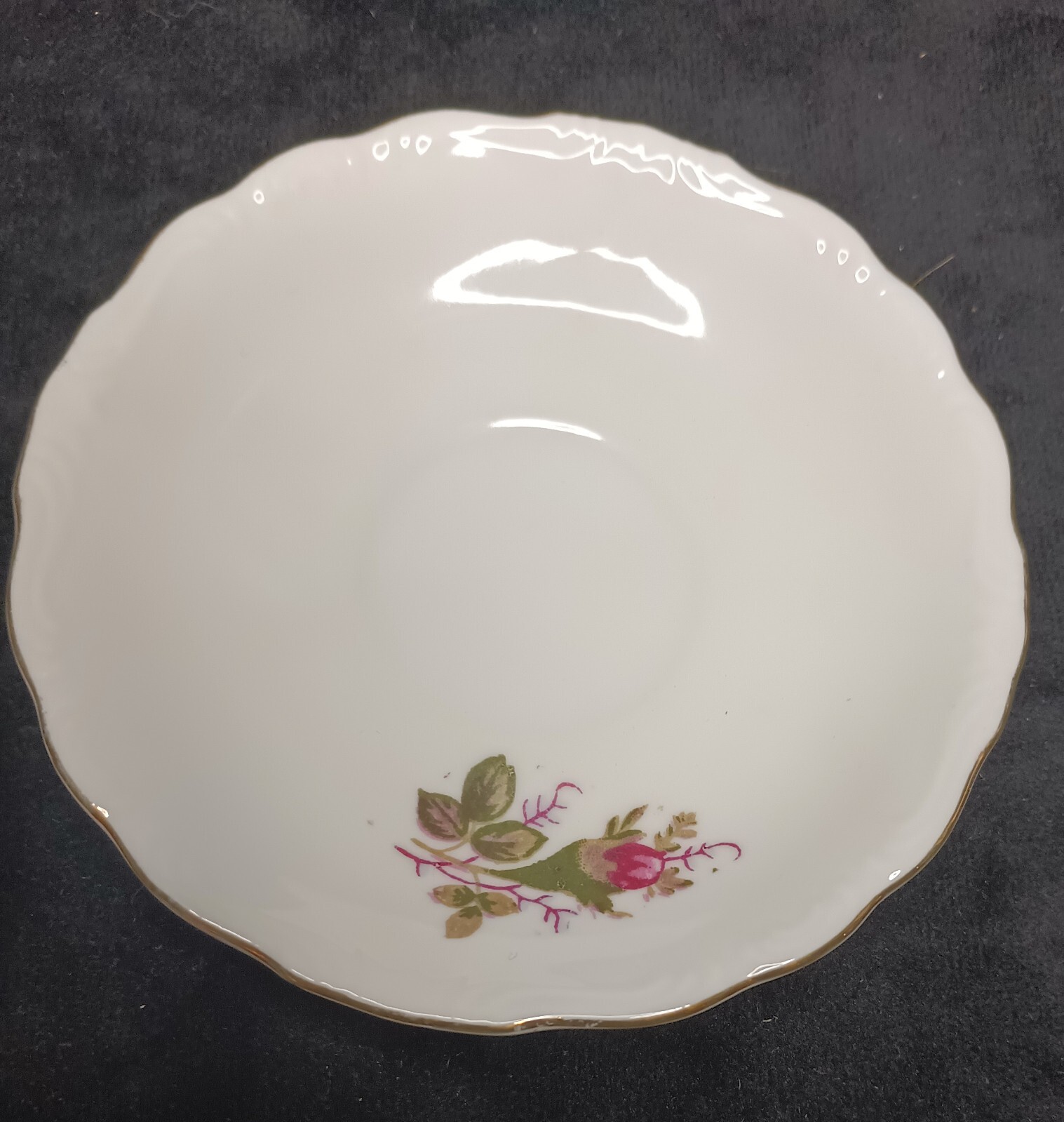 Small China Tea cup and saucer, Creamer, and Sugar bowl with lid / Japan