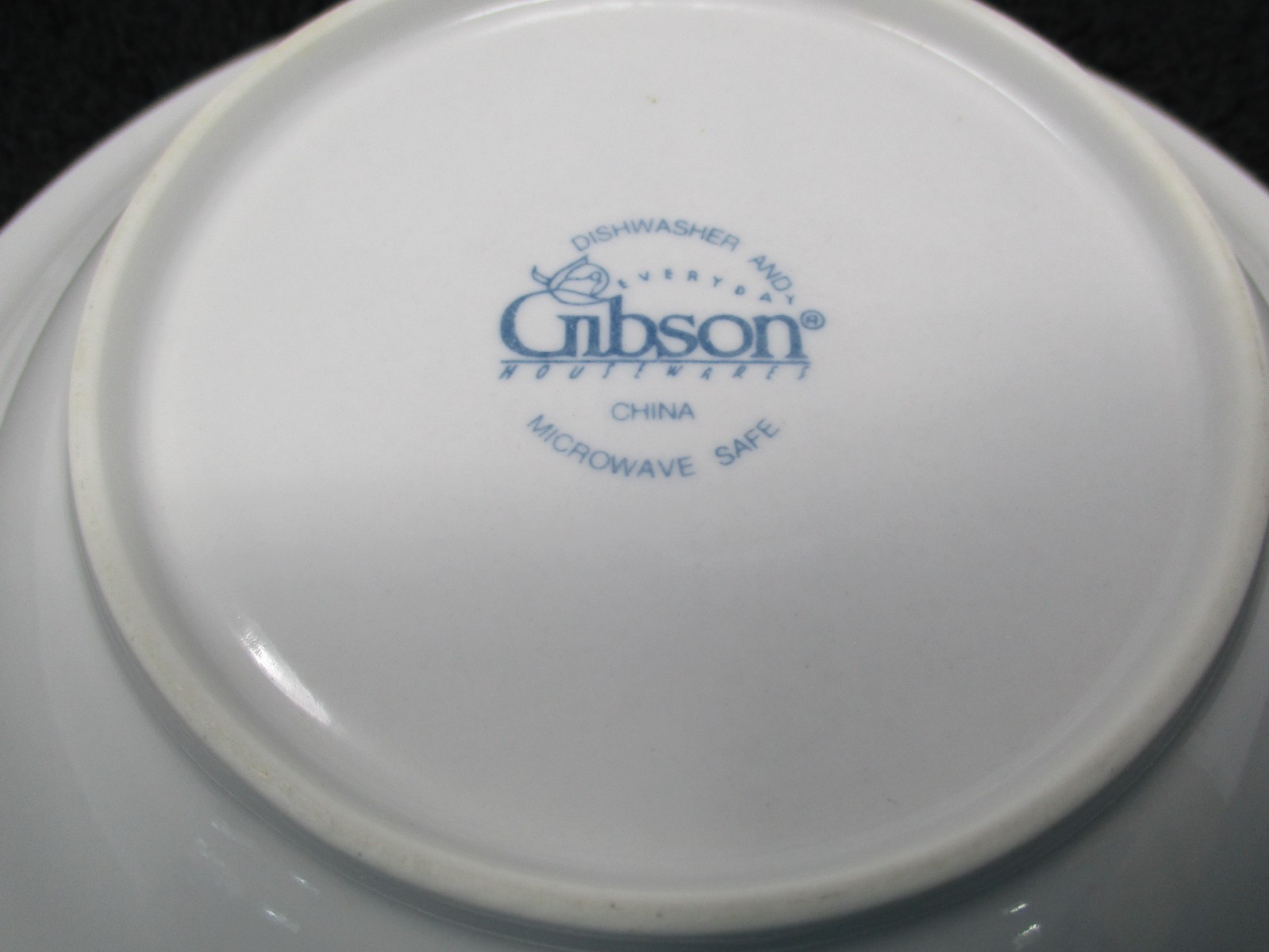 Gibson Designs Imperial Braid 8″ White Soup Cereal Bowl NEW